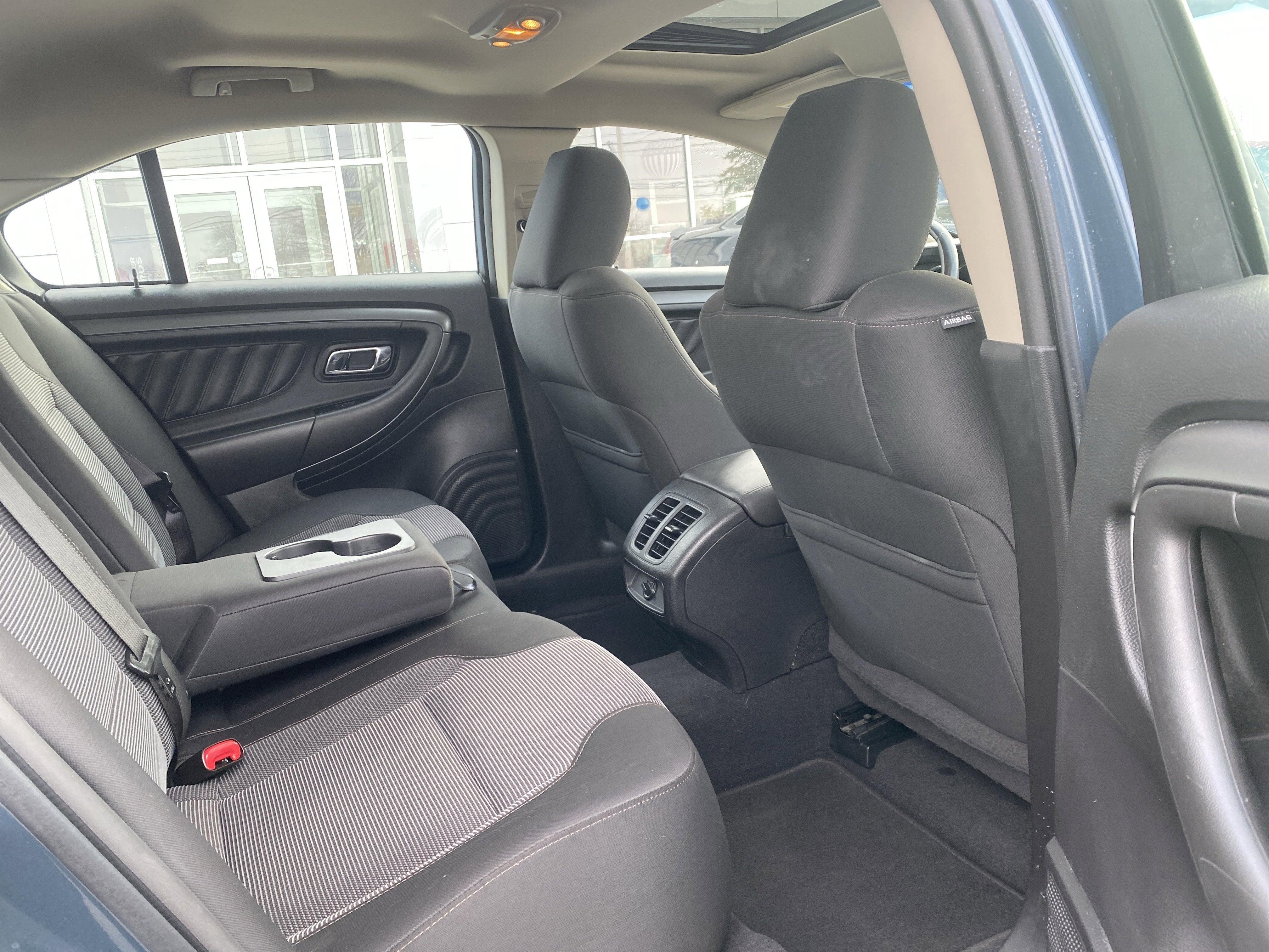 2010 Ford Taurus SEL