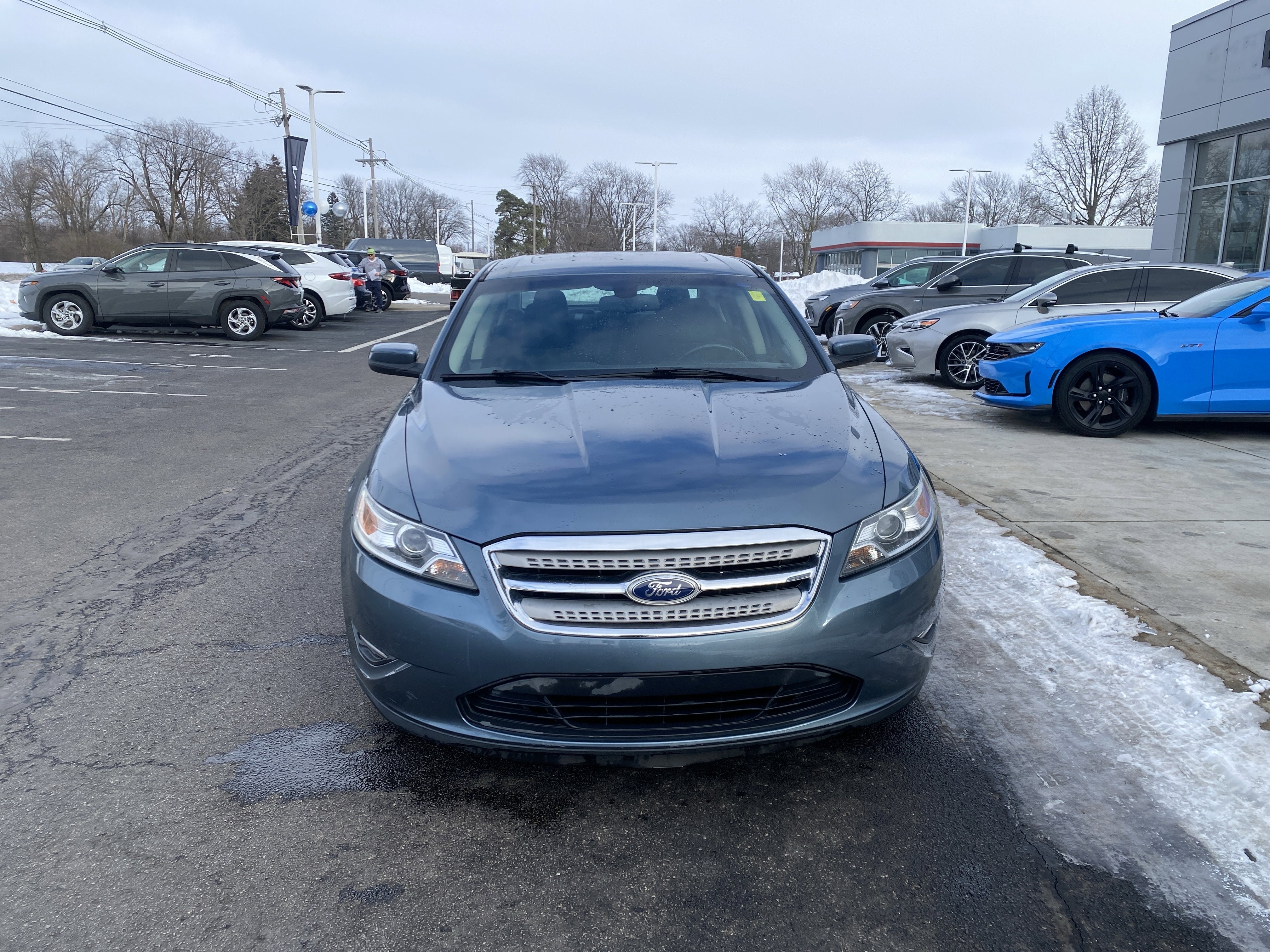 2010 Ford Taurus SEL