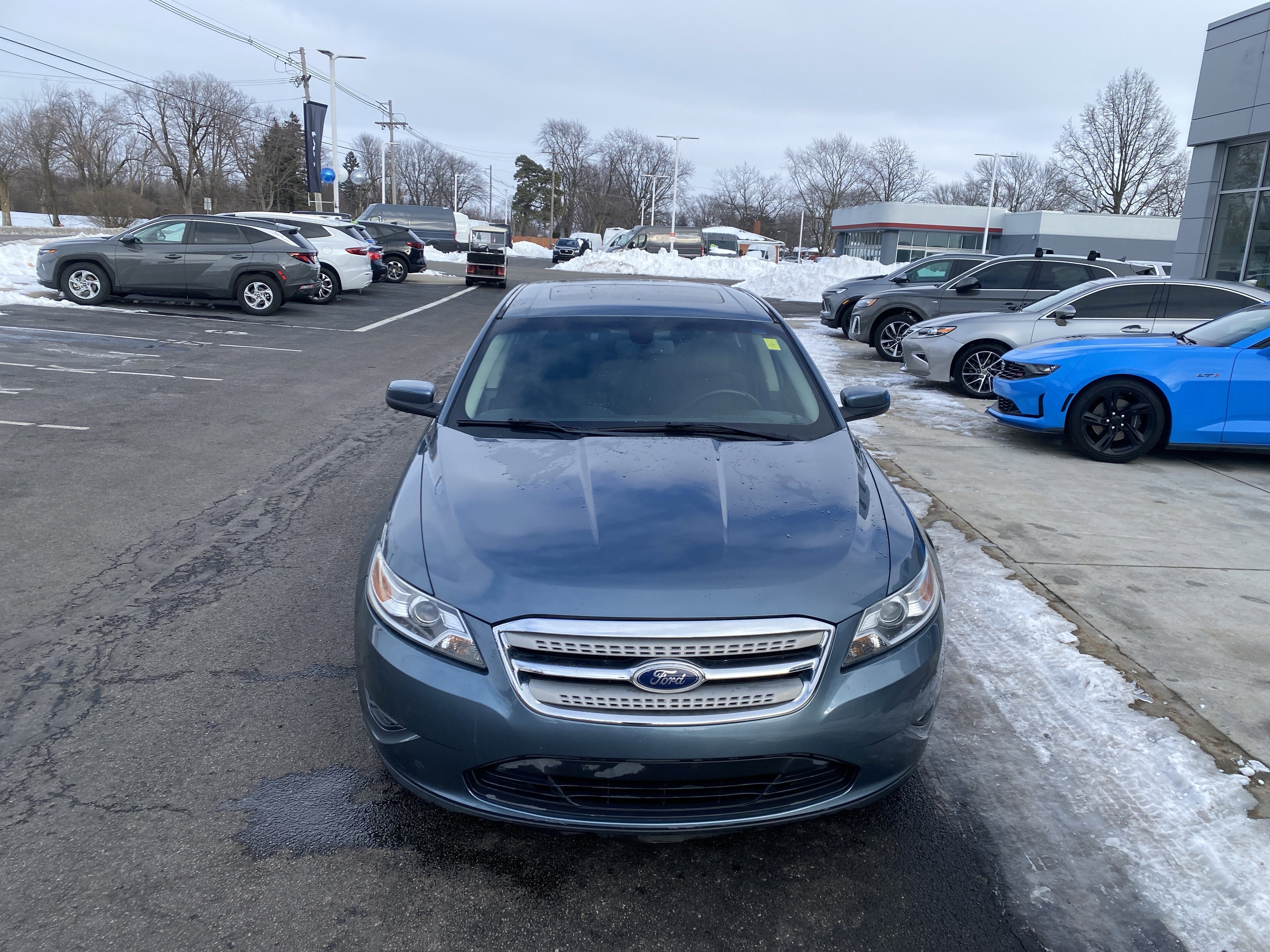 2010 Ford Taurus SEL