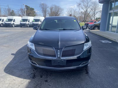 2016 Lincoln MKT Livery