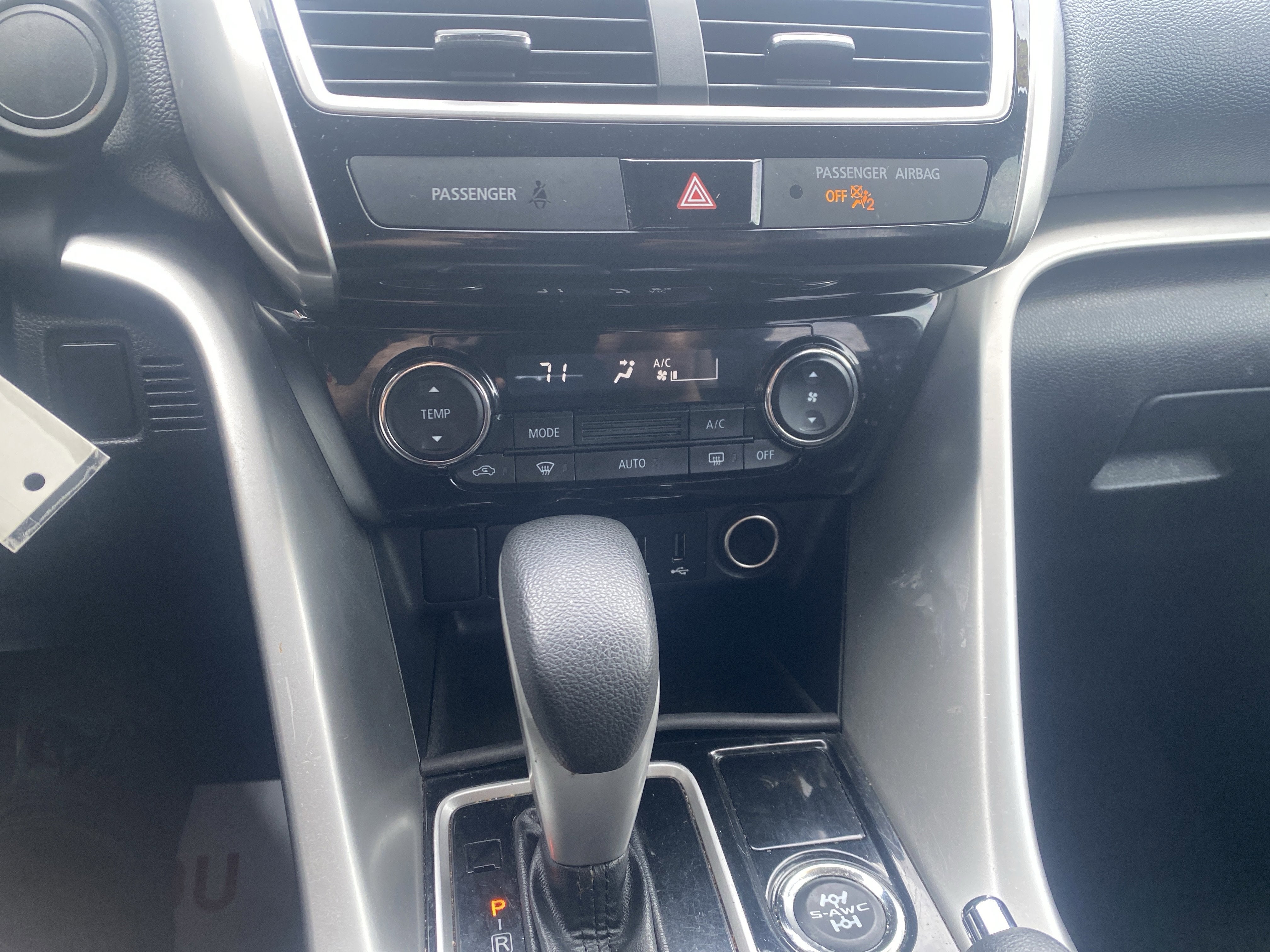 2018 Mitsubishi Eclipse Cross LE