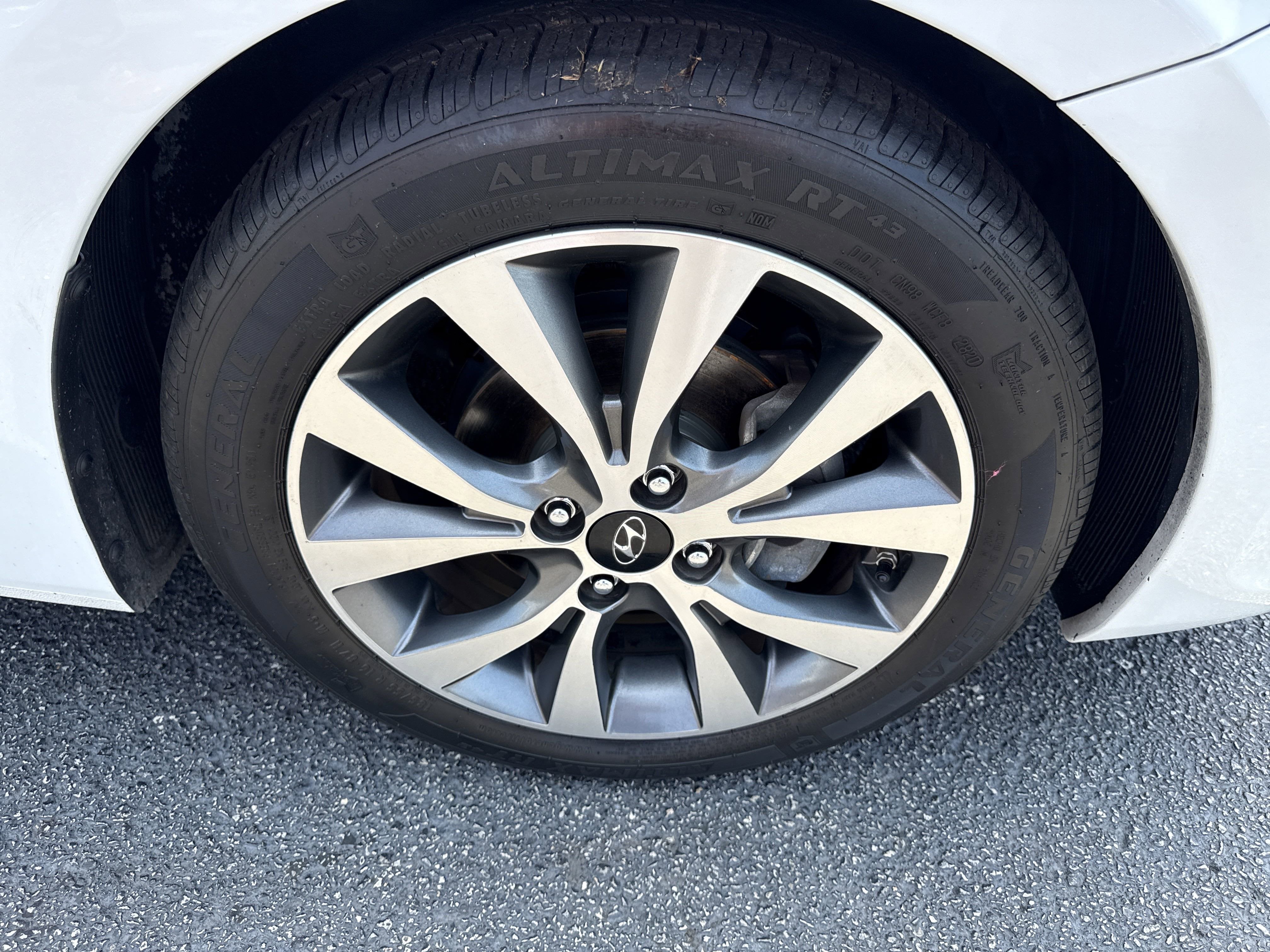 2017 Hyundai Accent Value Edition