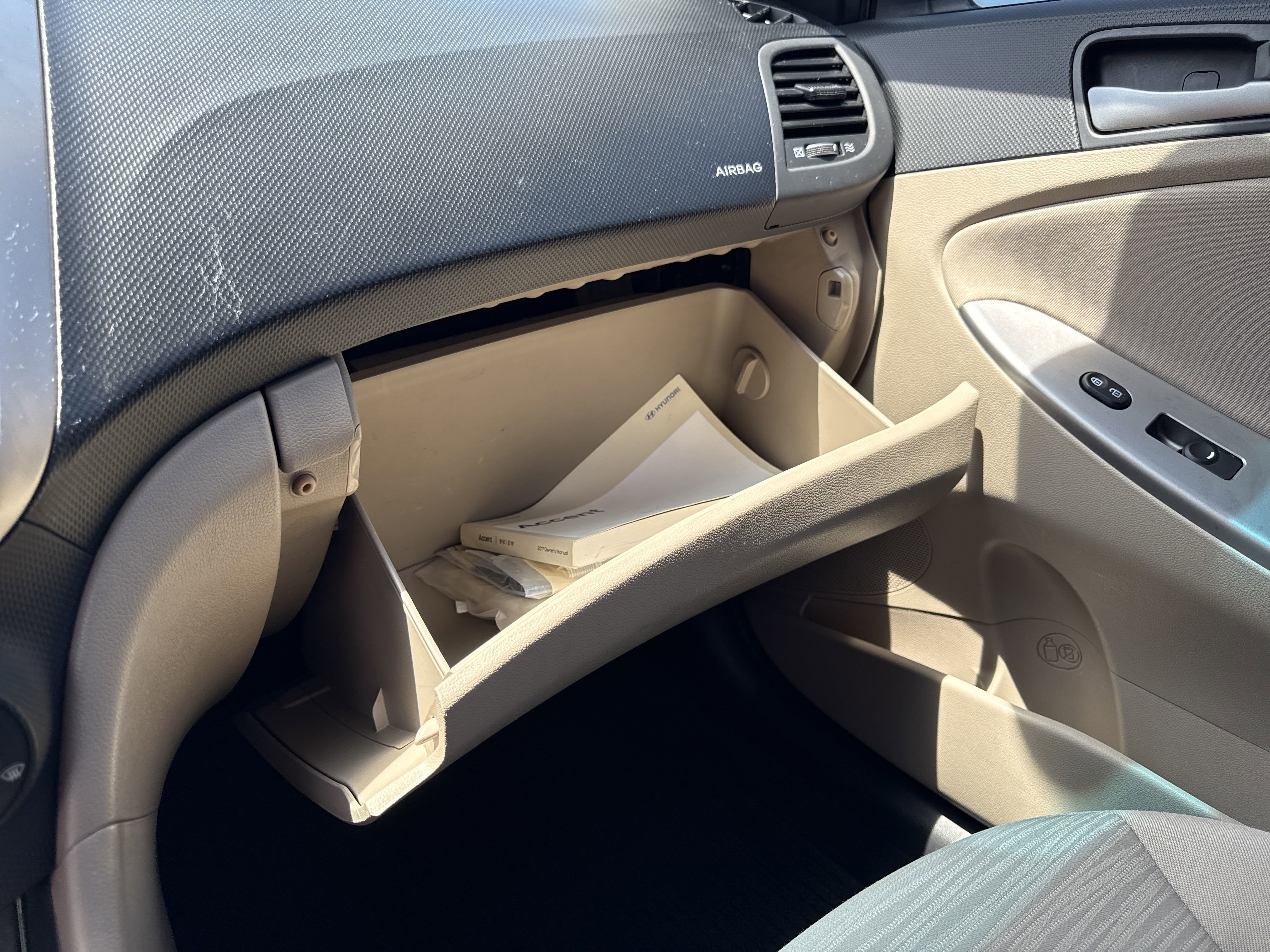 2017 Hyundai Accent Value Edition