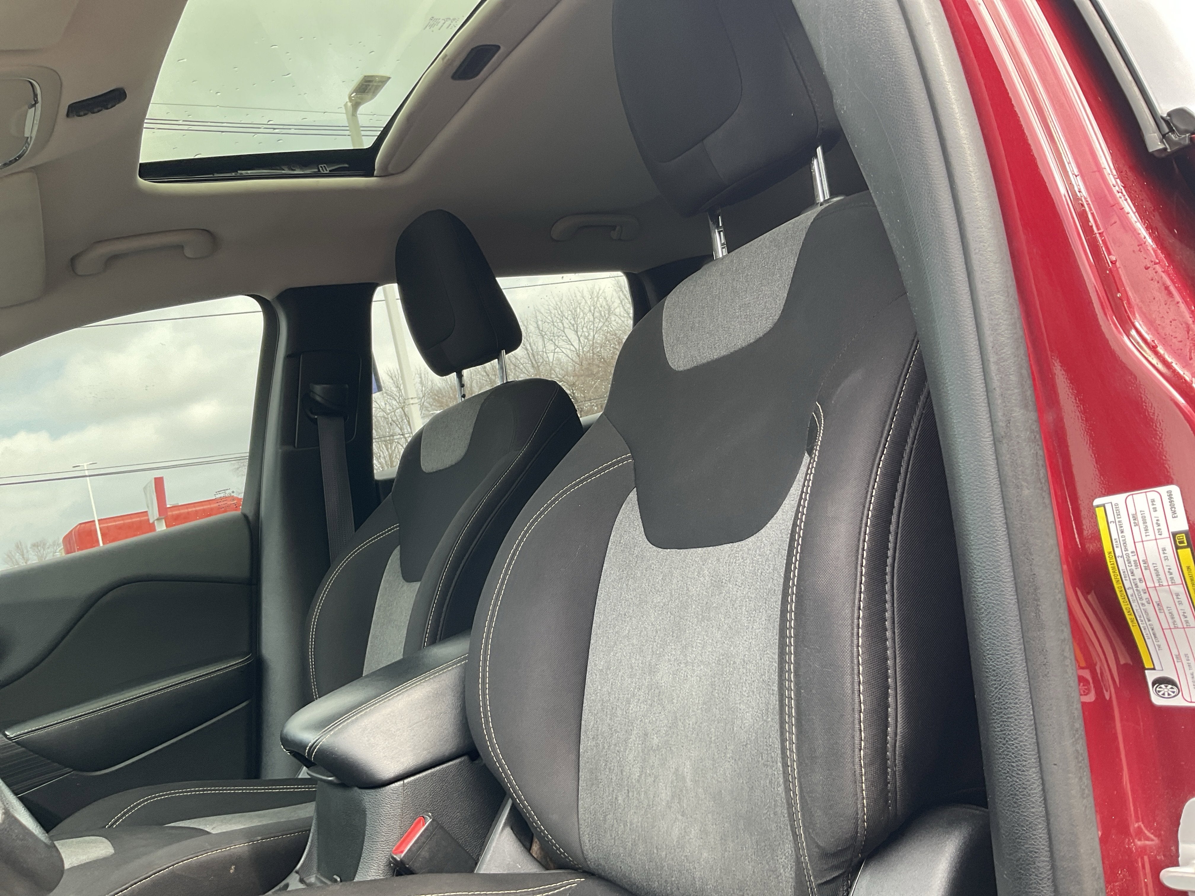 2014 Jeep Cherokee Sport