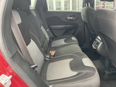 2014 Jeep Cherokee Sport