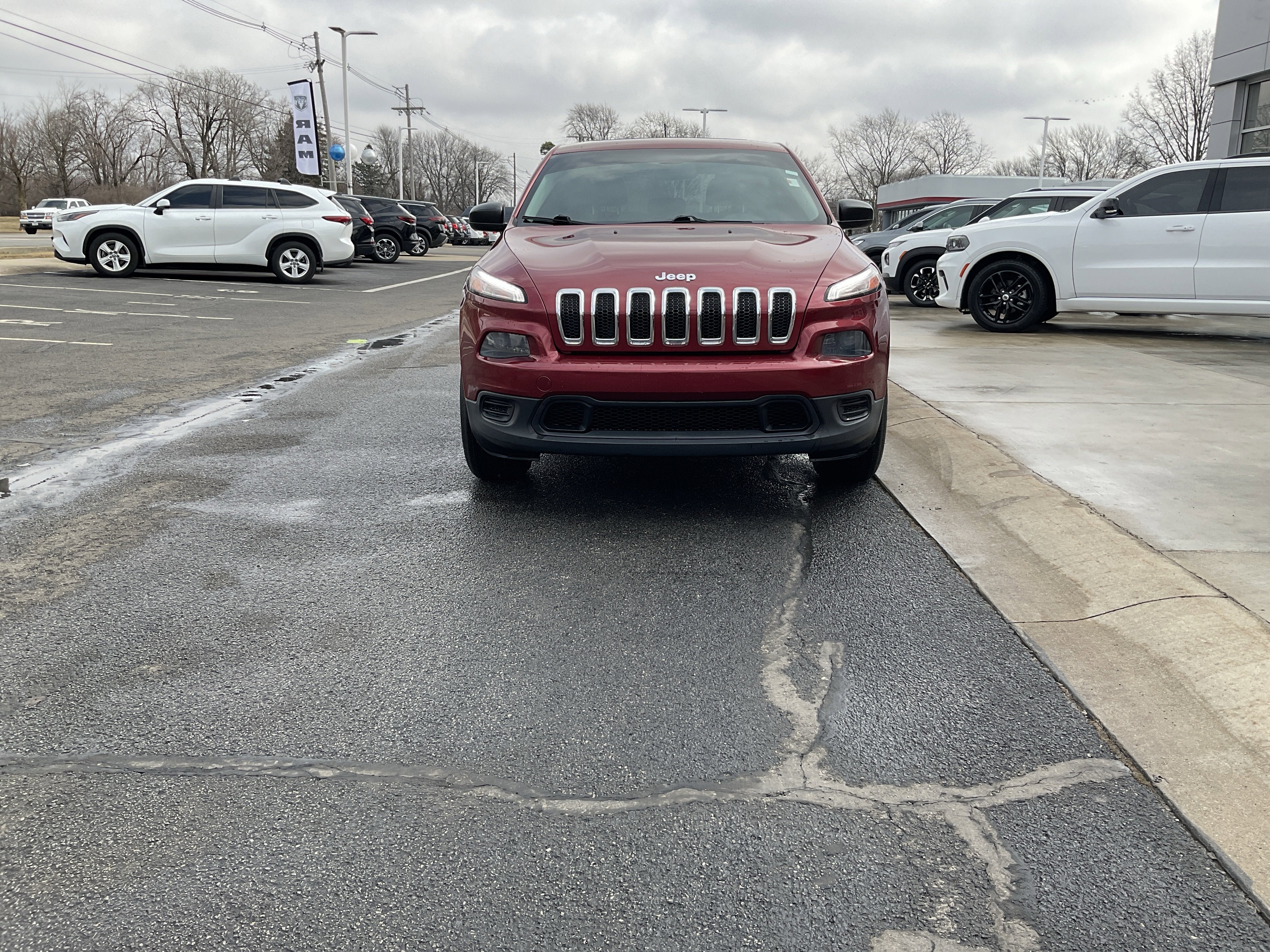 2014 Jeep Cherokee Sport