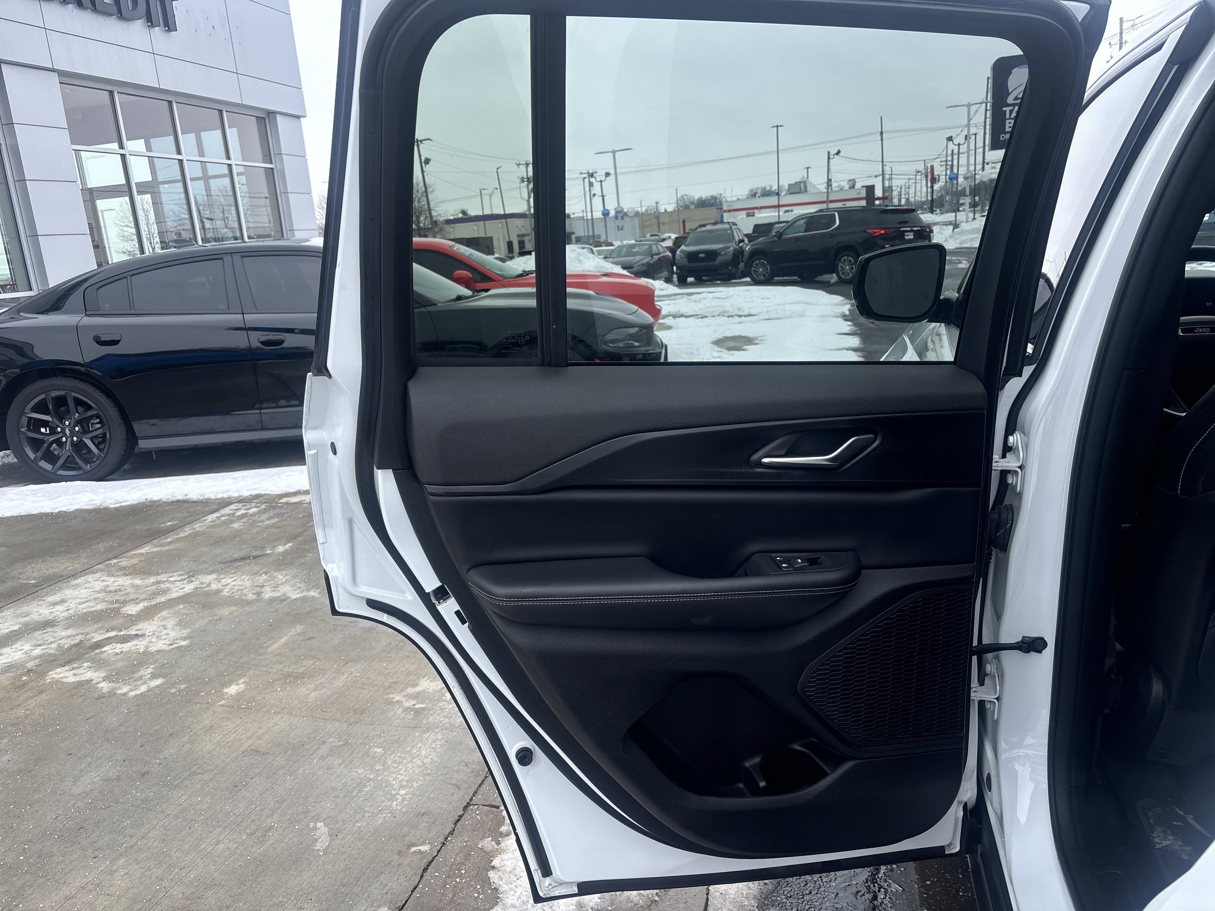 2024 Jeep Grand Cherokee Altitude