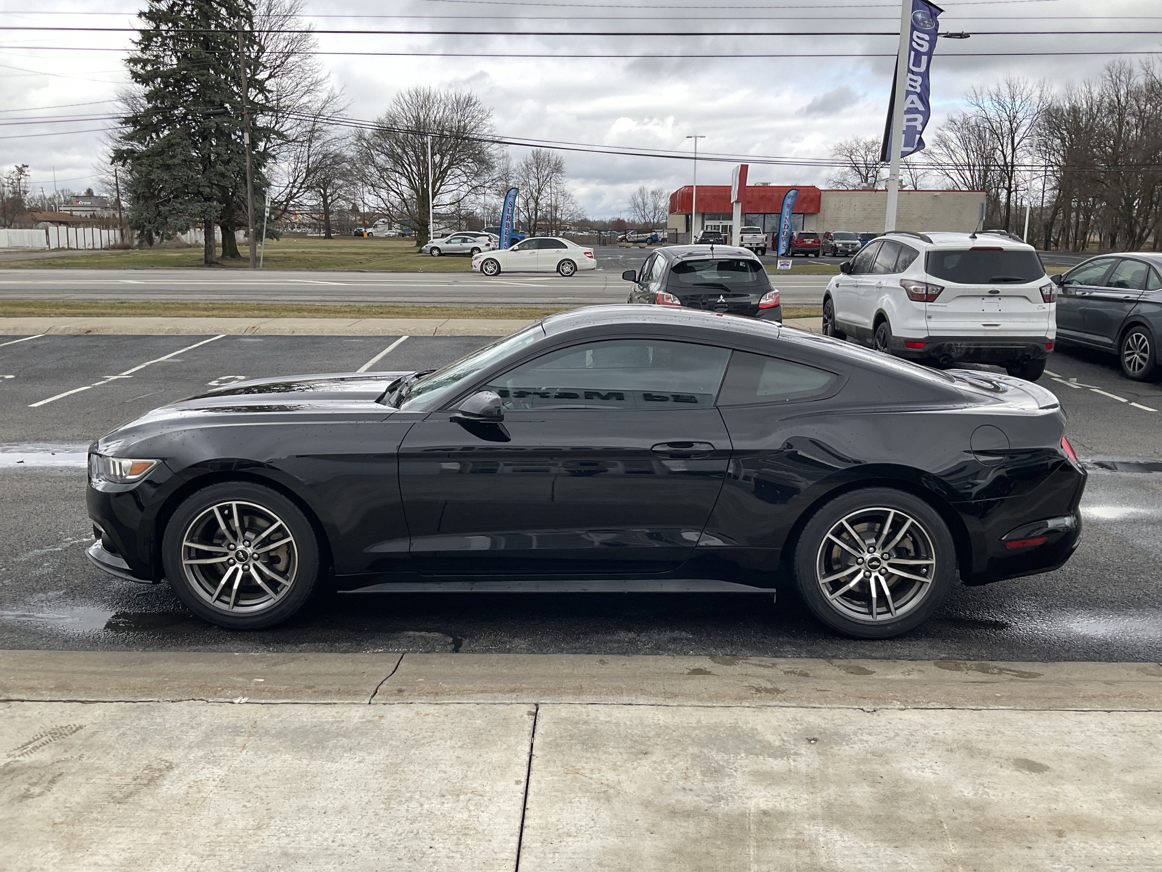 2017 Ford Mustang EcoBoost