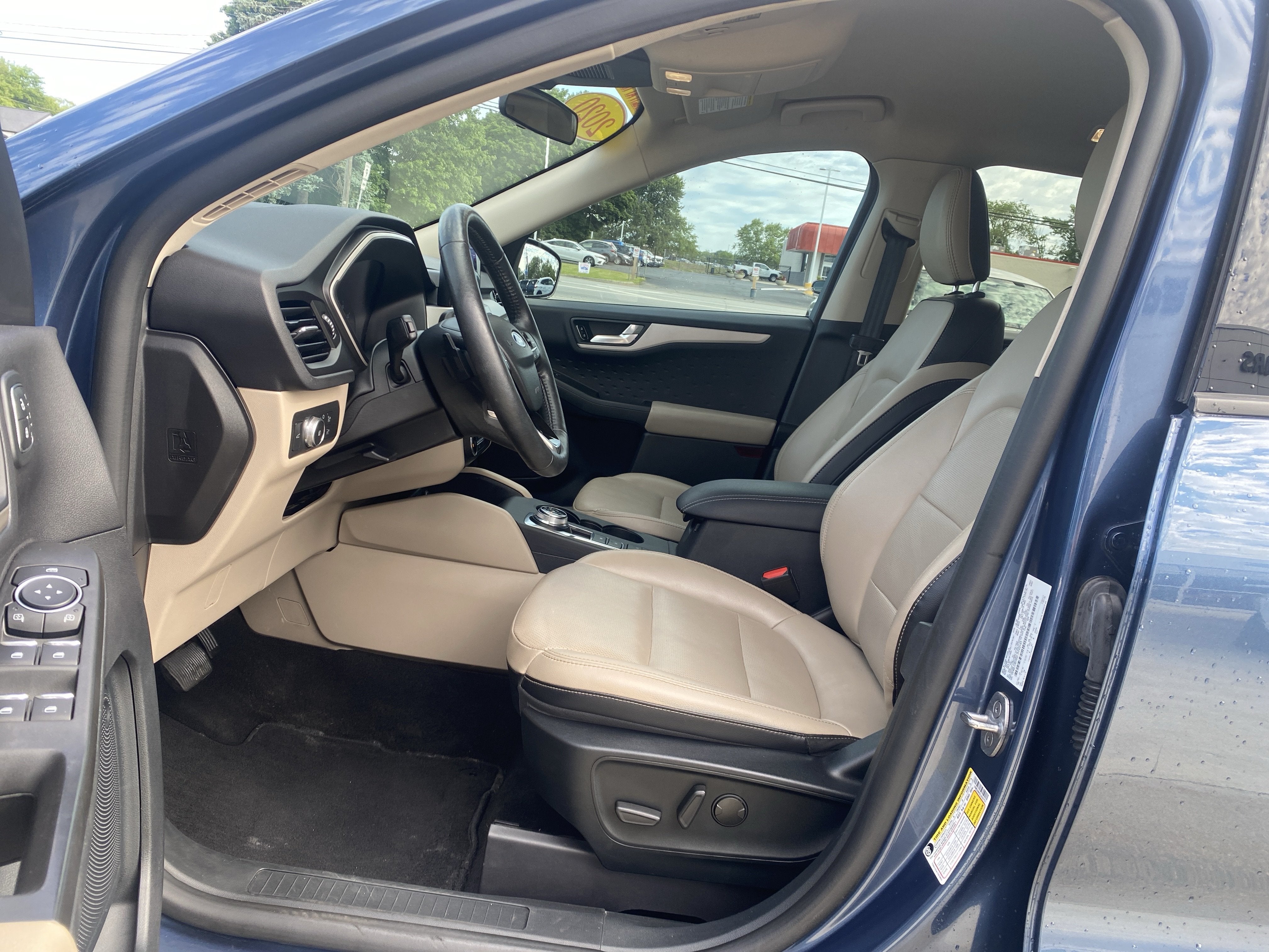 2020 Ford Escape SEL