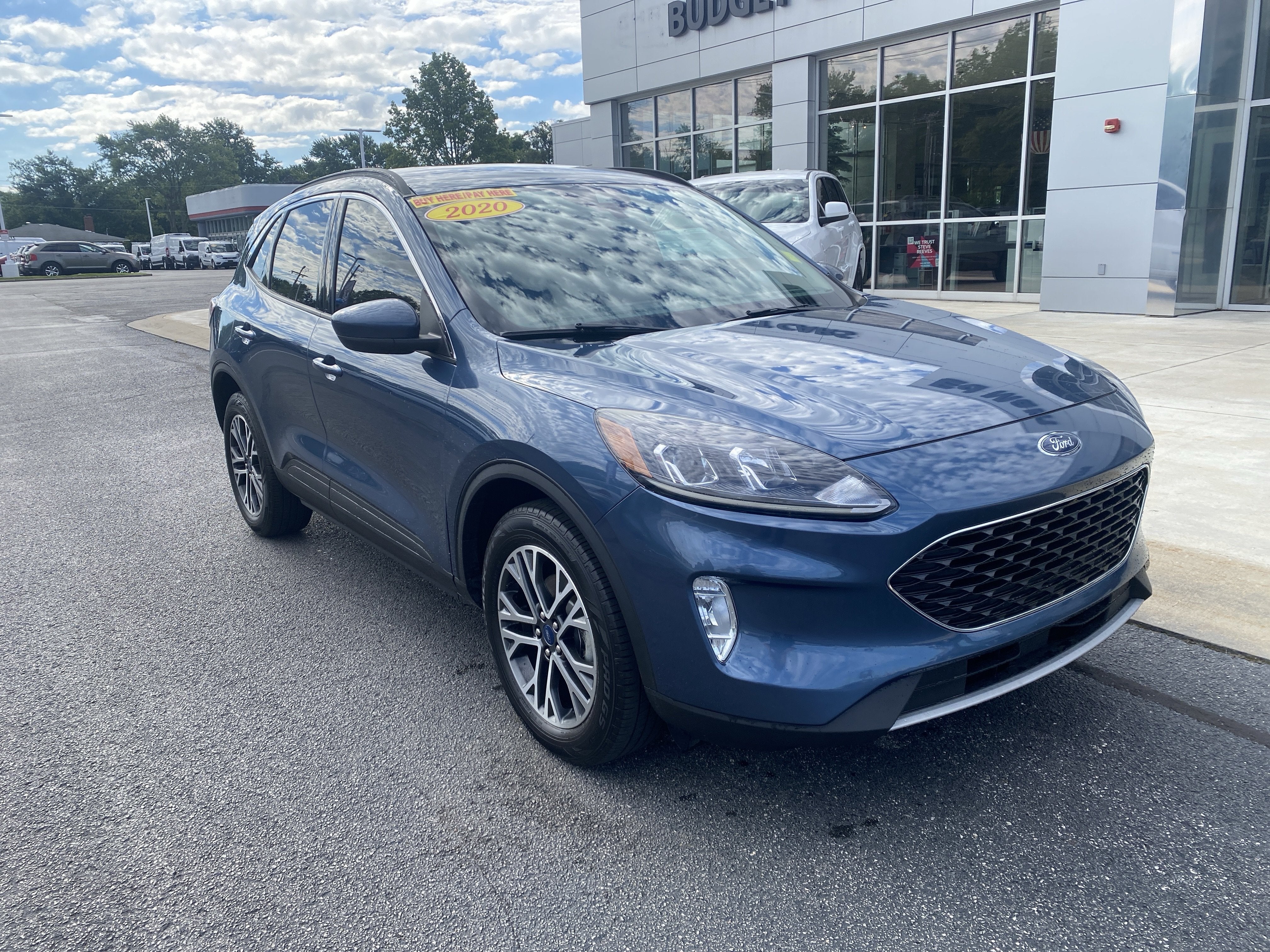 2020 Ford Escape SEL