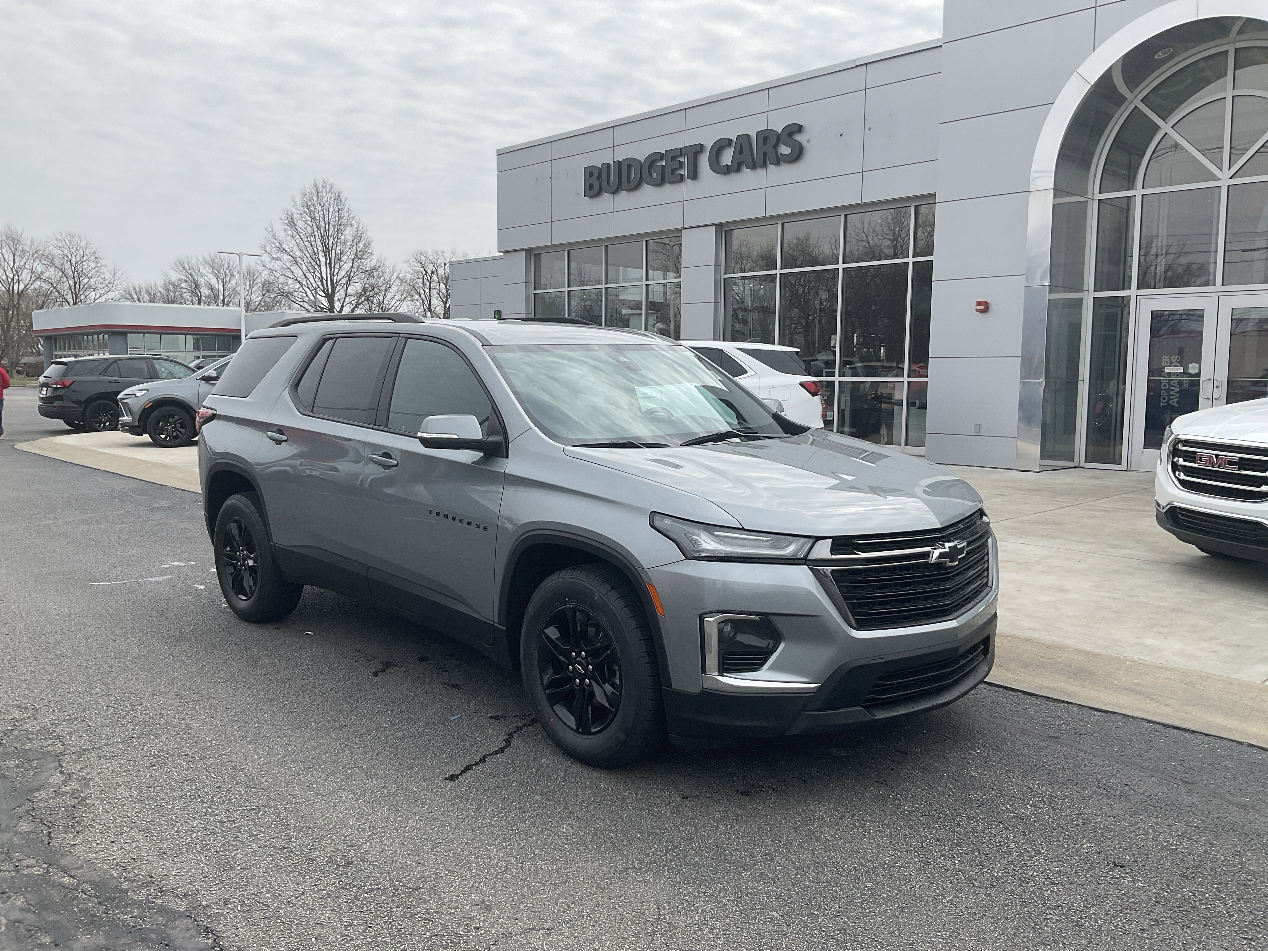 2023 Chevrolet Traverse LT Cloth