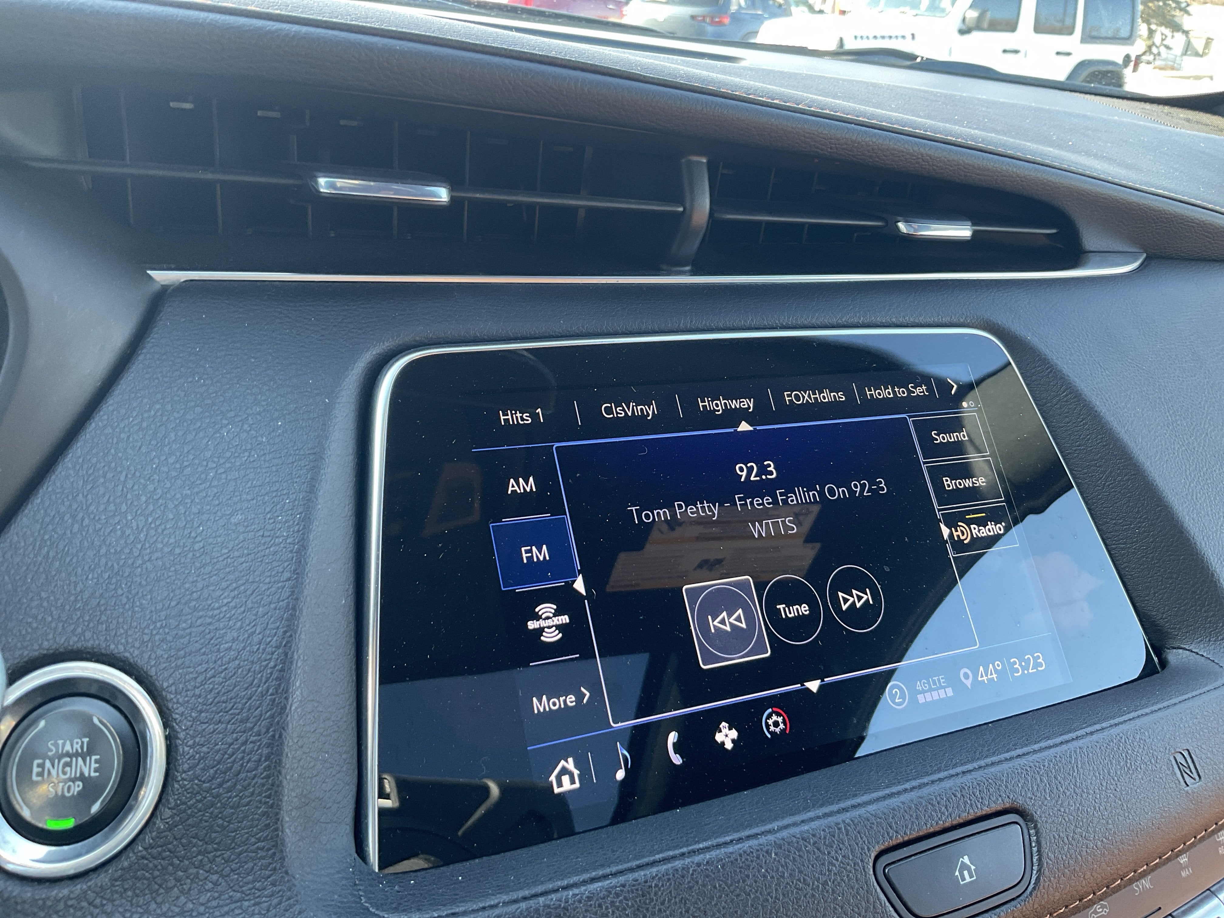 2020 Cadillac XT4 Premium Luxury