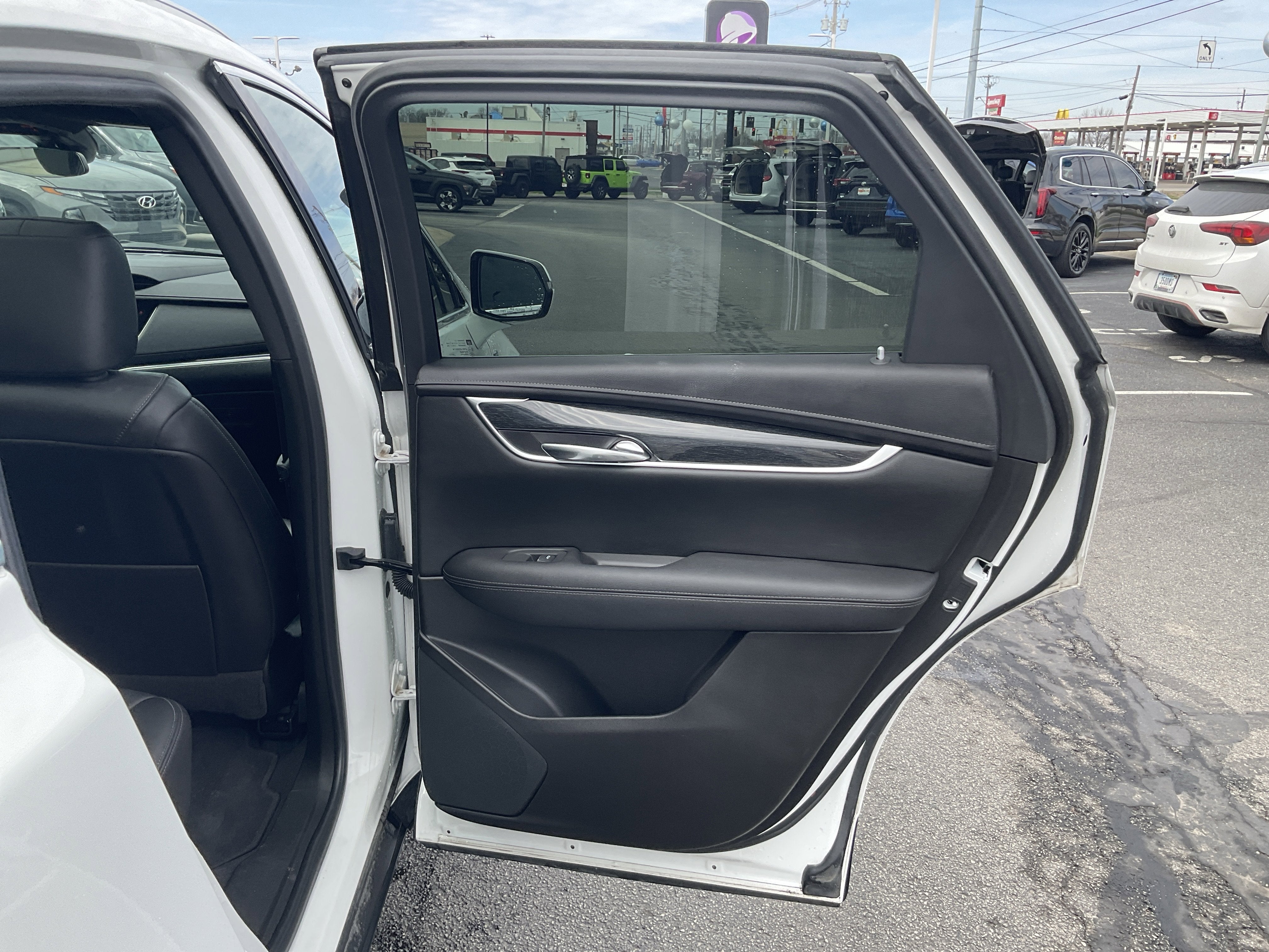 2021 Cadillac XT5 FWD Premium Luxury