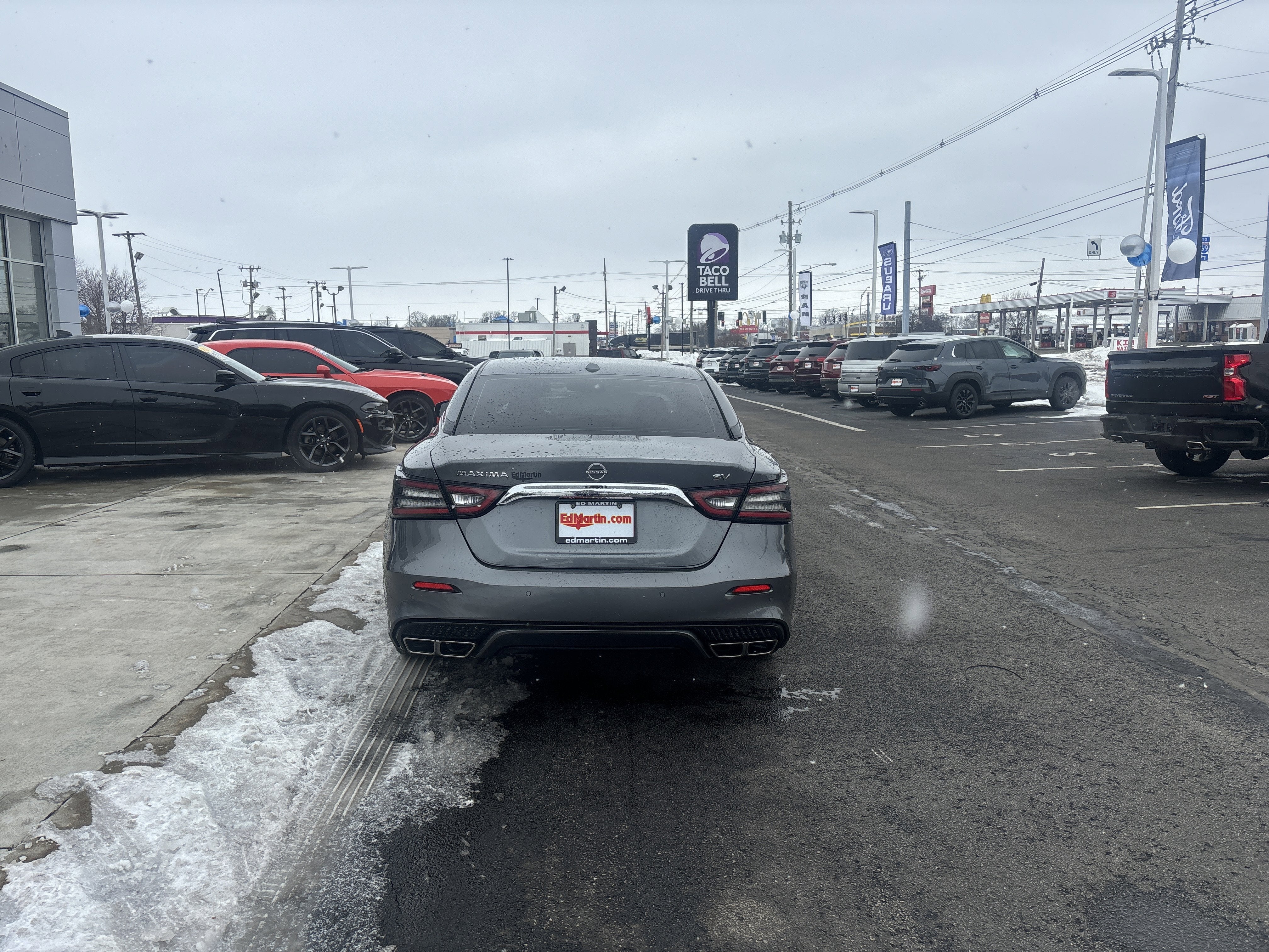 2023 Nissan Maxima SV