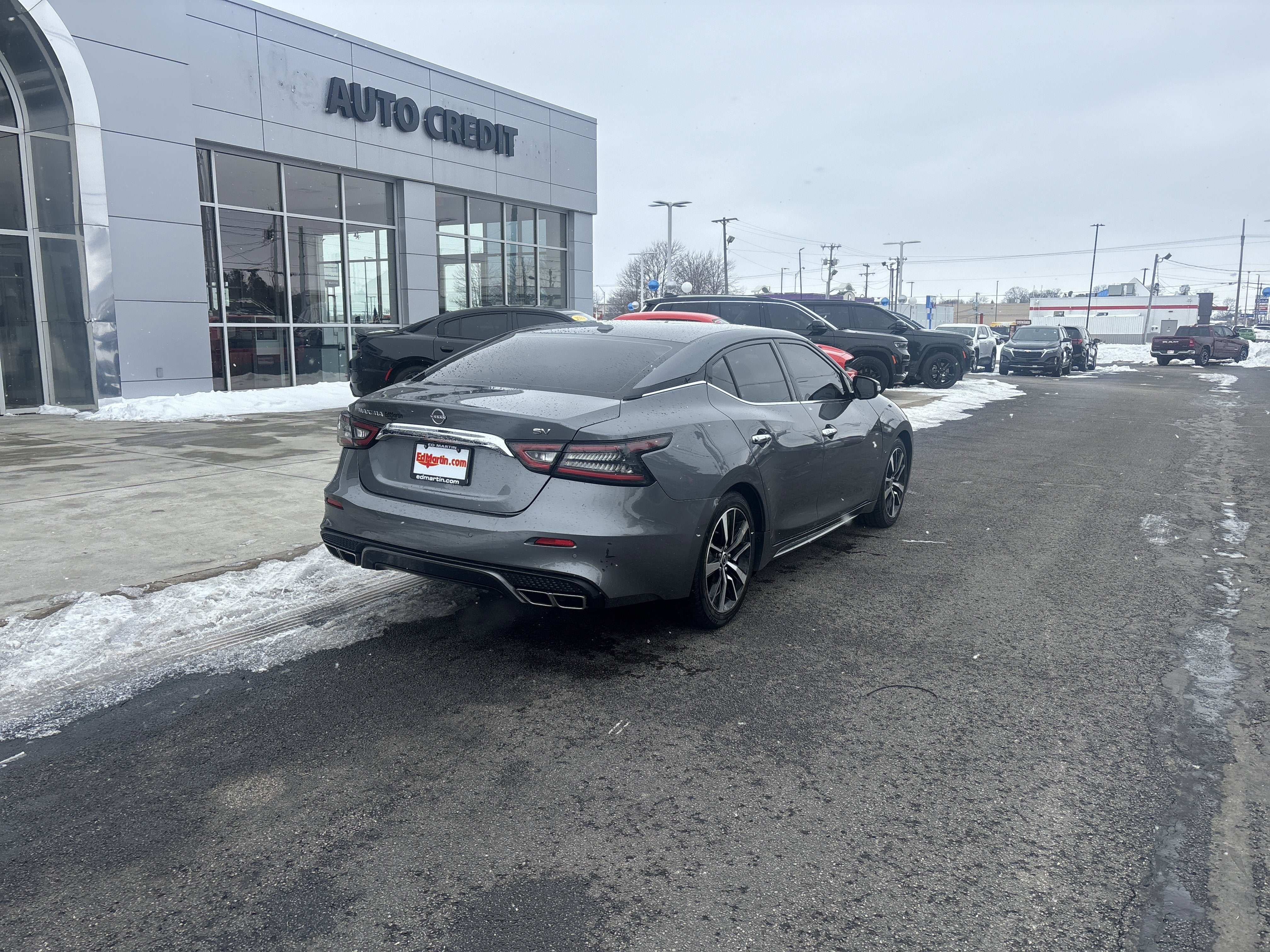 2023 Nissan Maxima SV