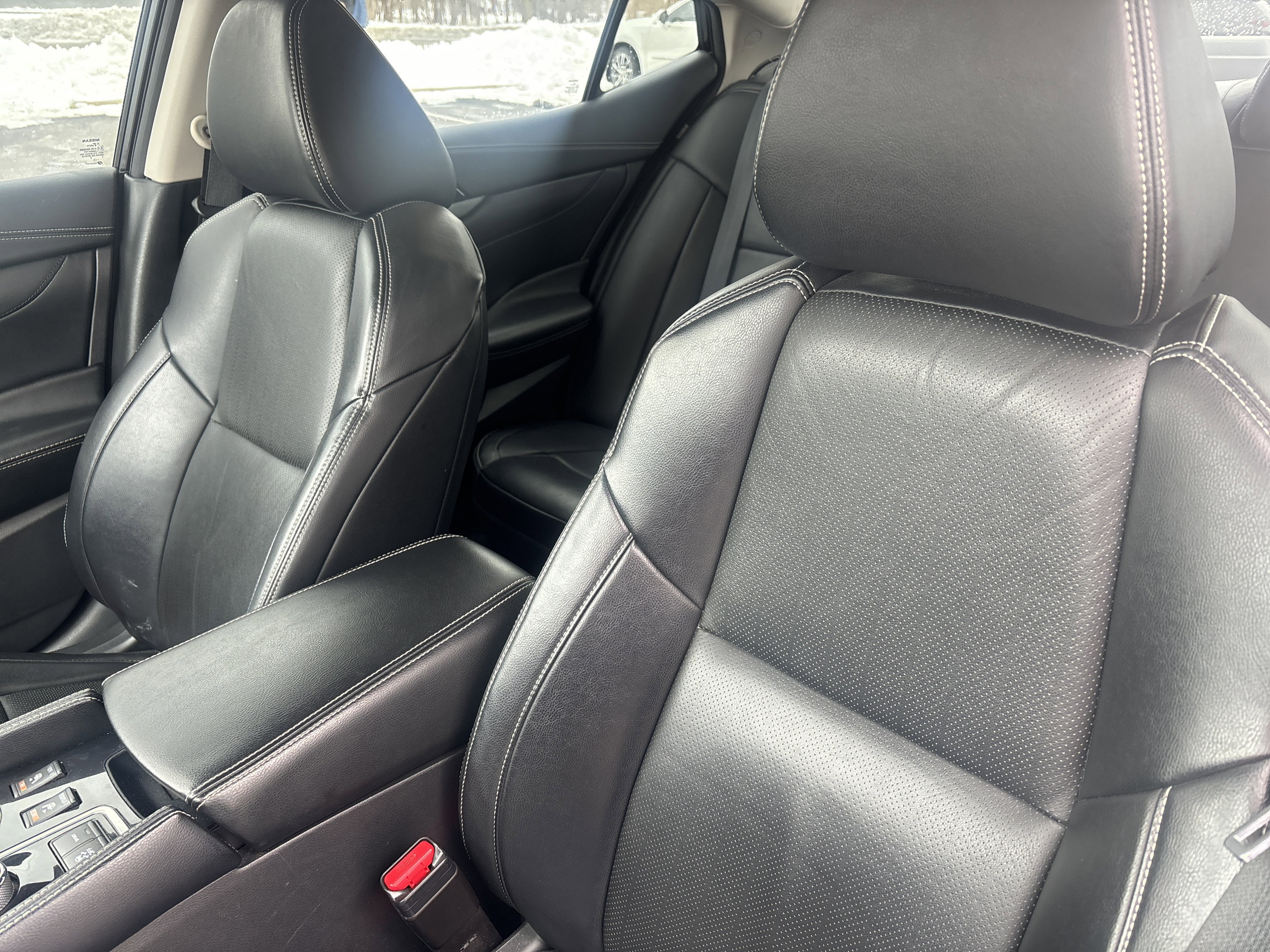 2023 Nissan Maxima SV