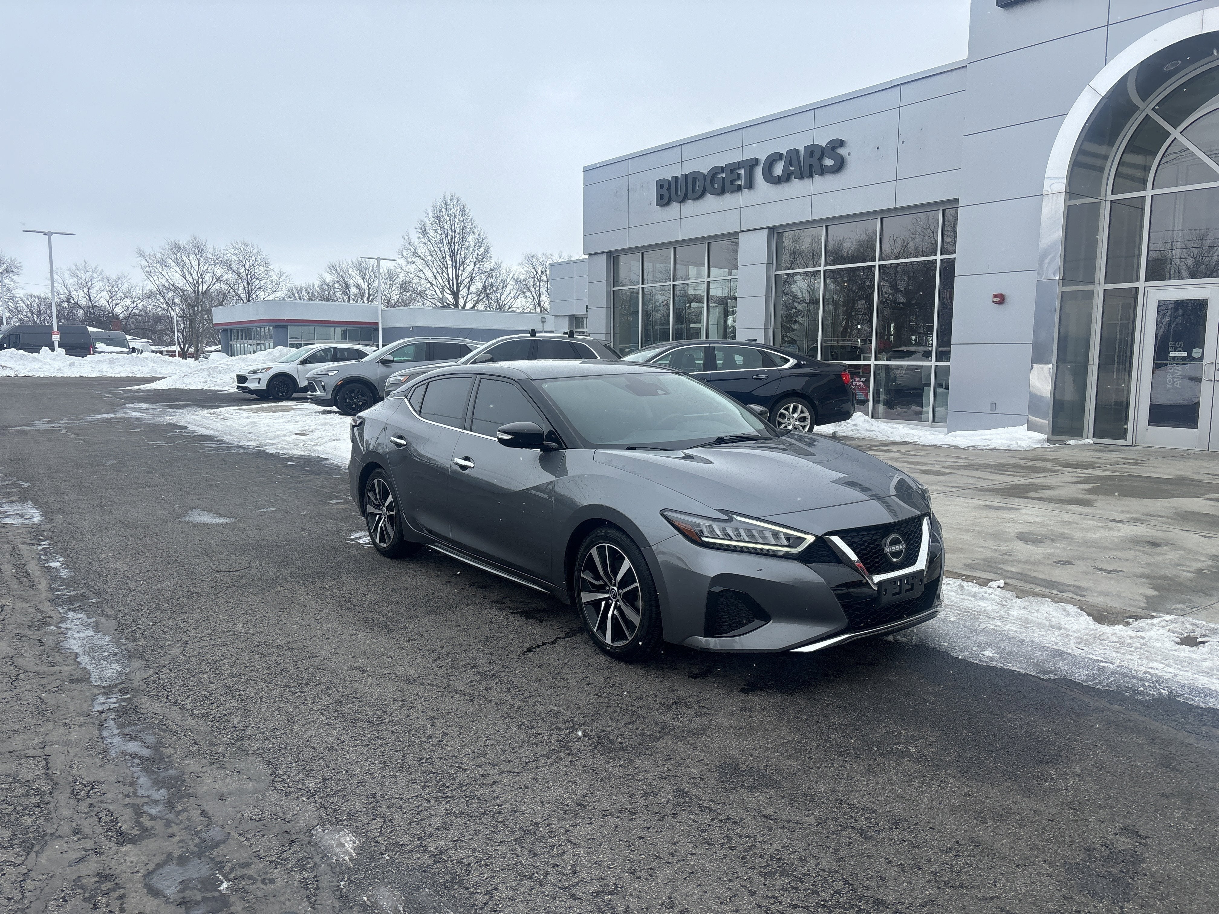 2023 Nissan Maxima SV