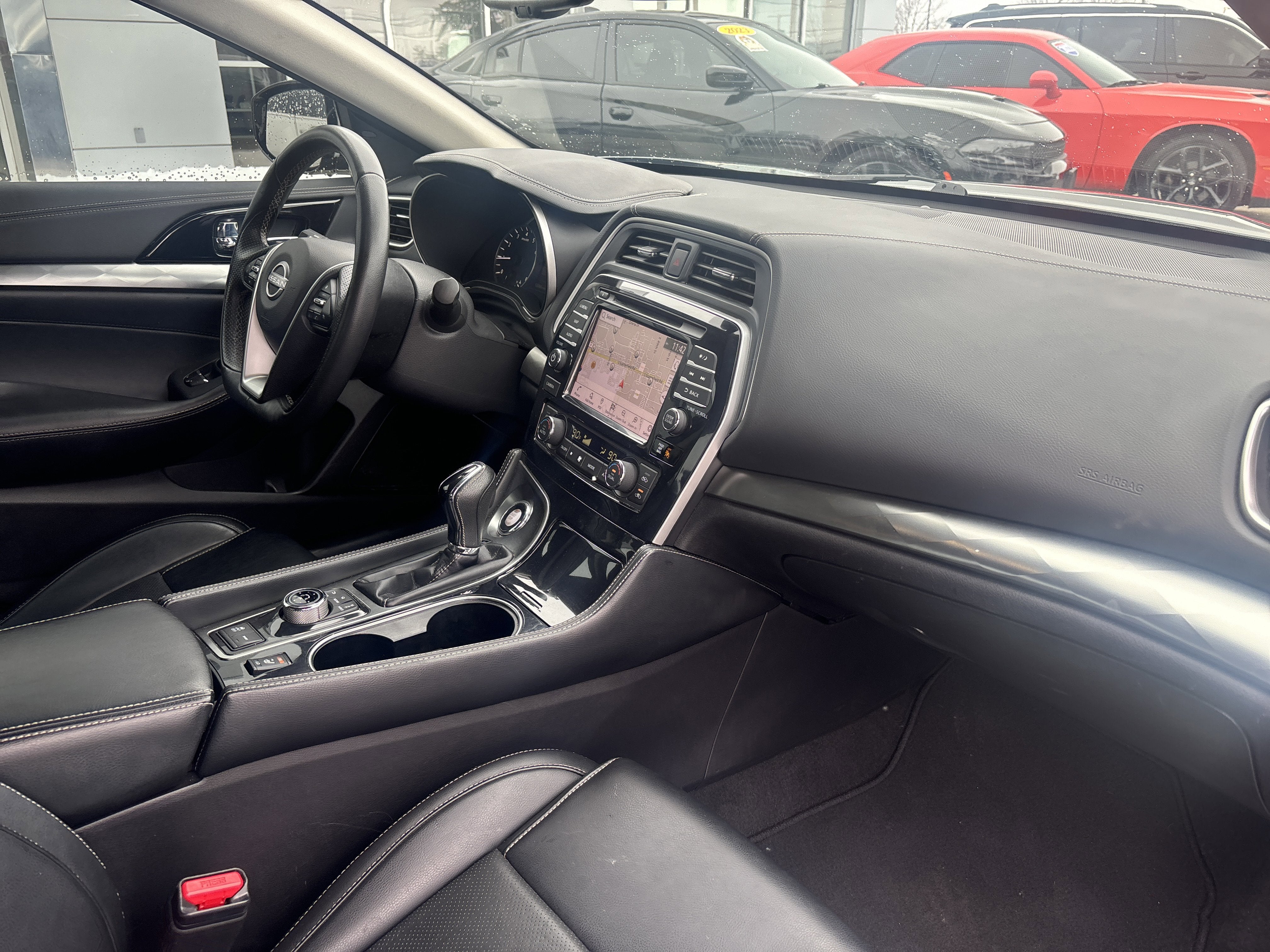 2023 Nissan Maxima SV