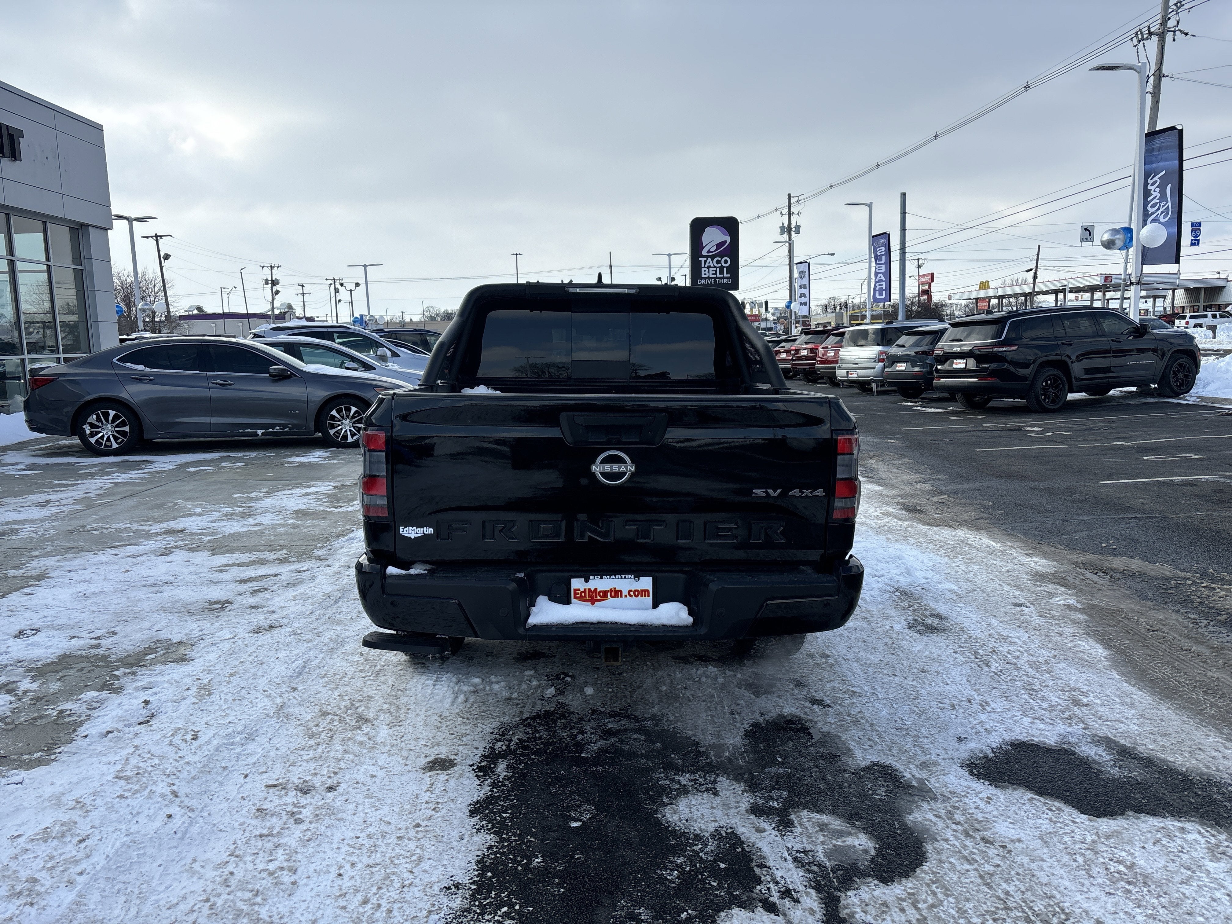 2023 Nissan Frontier SV