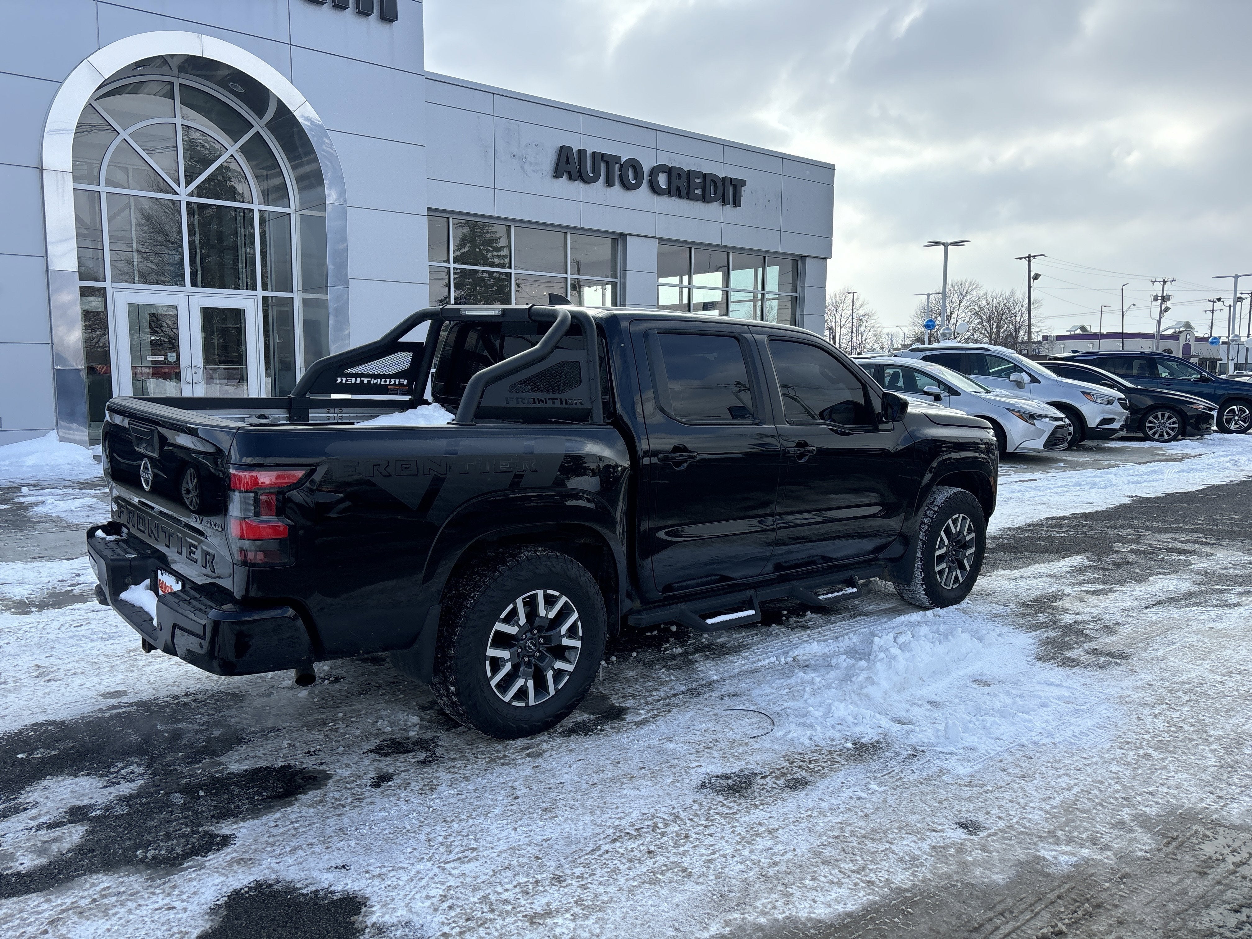 2023 Nissan Frontier SV