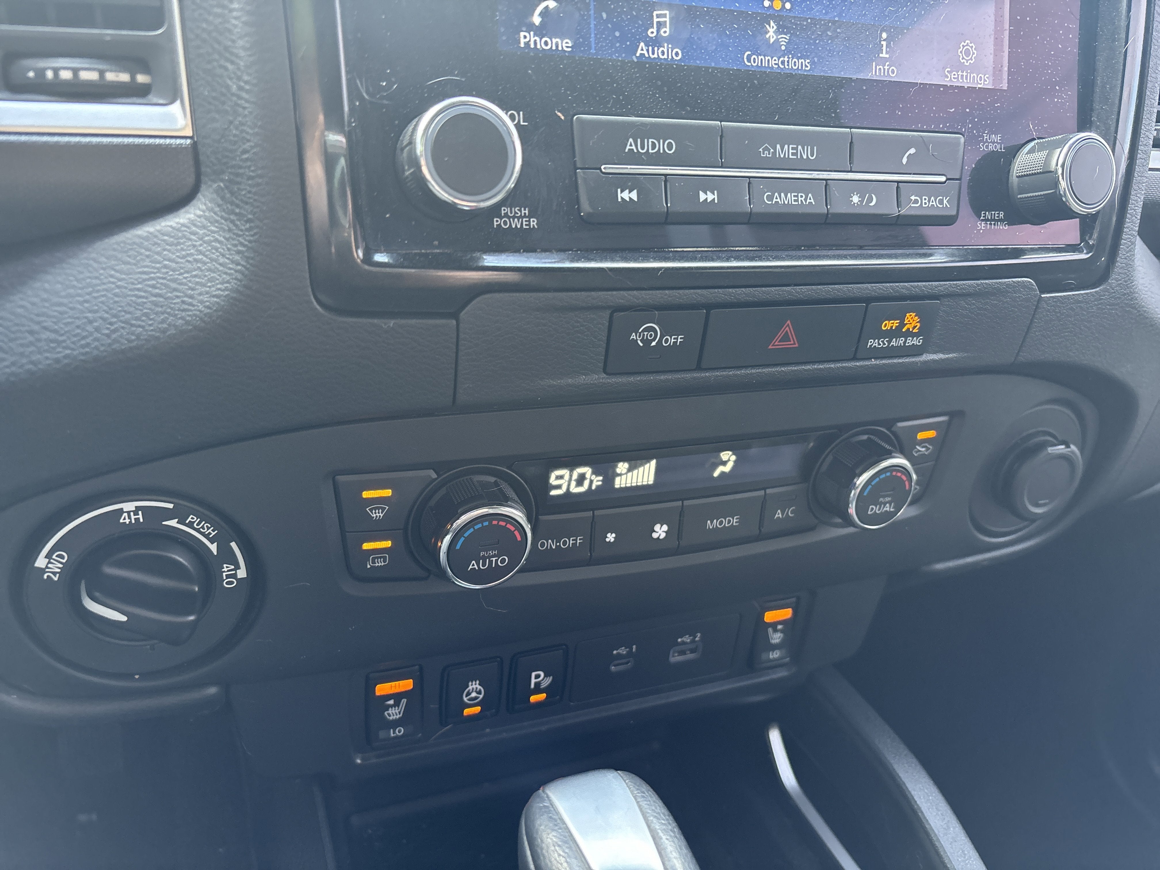 2023 Nissan Frontier SV