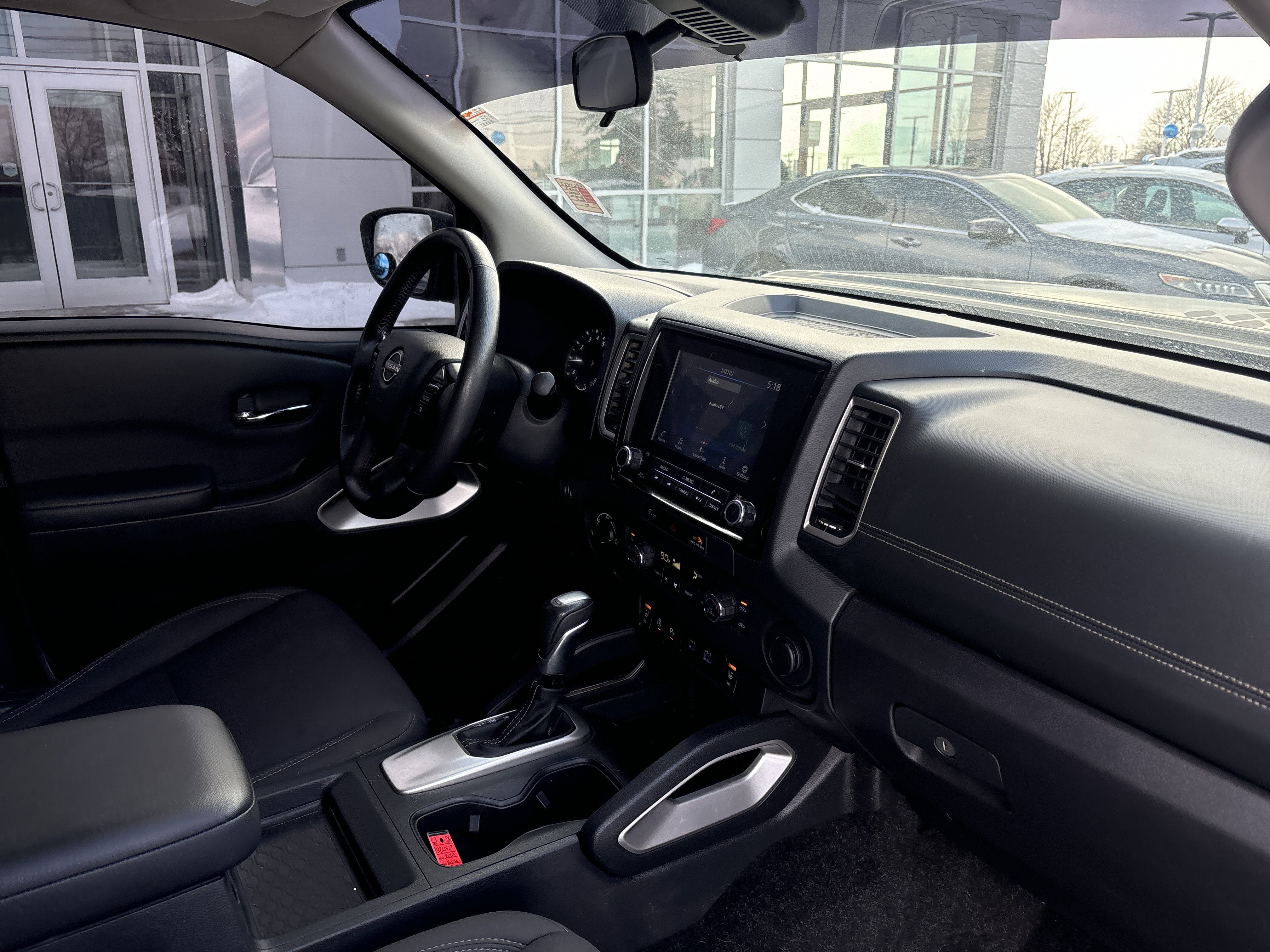 2023 Nissan Frontier SV