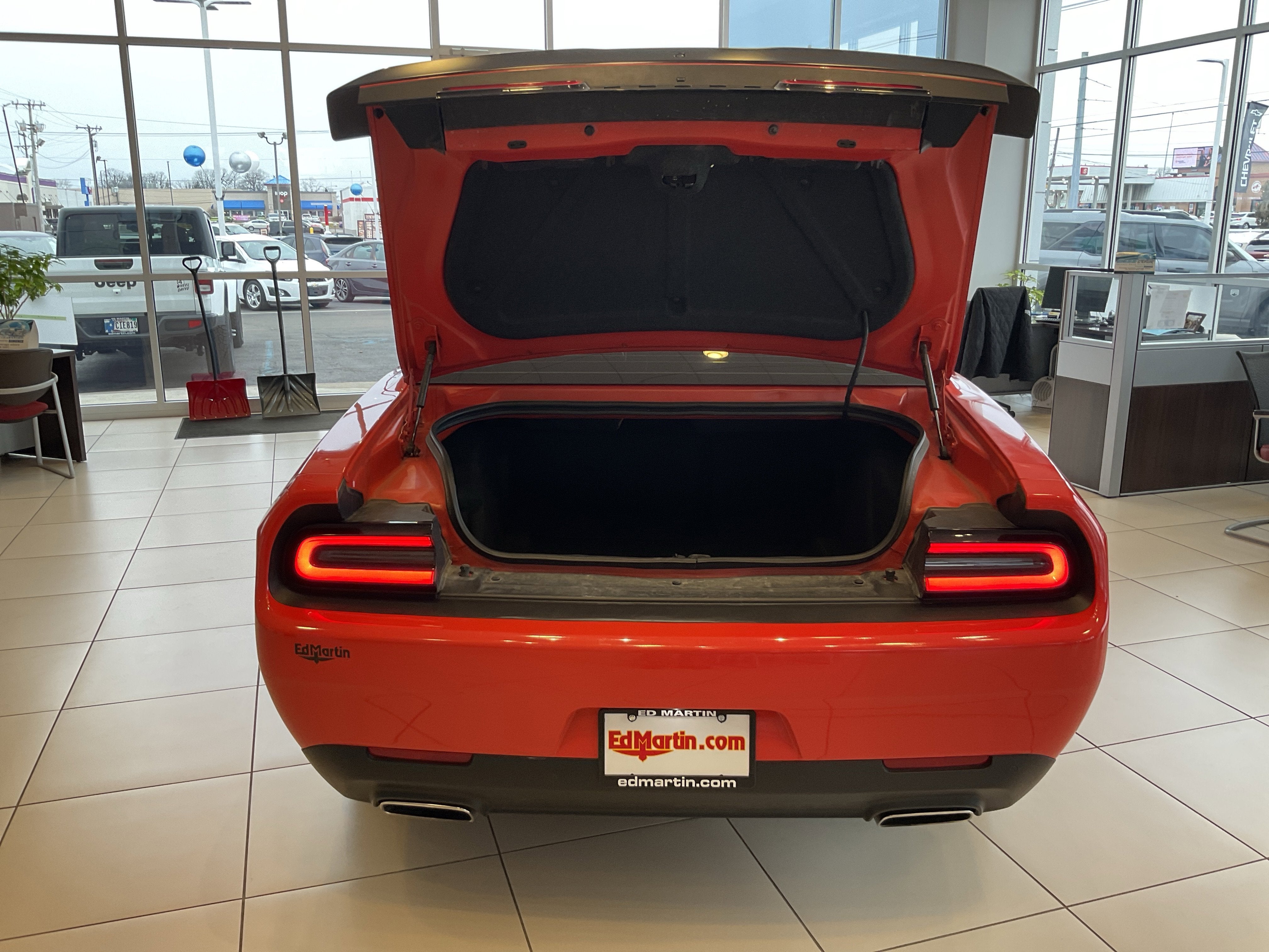 2022 Dodge Challenger SXT