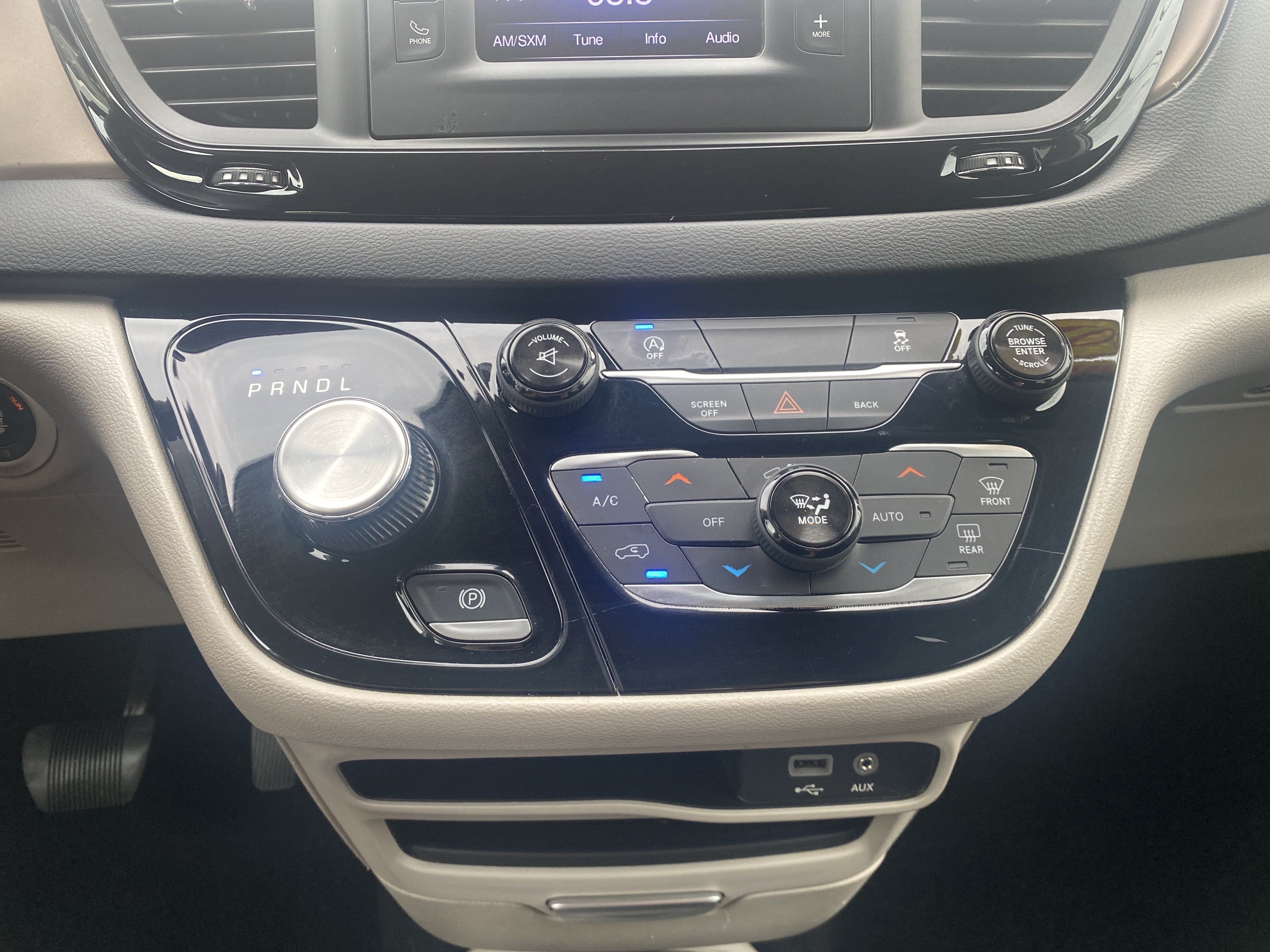 2017 Chrysler Pacifica Touring Plus