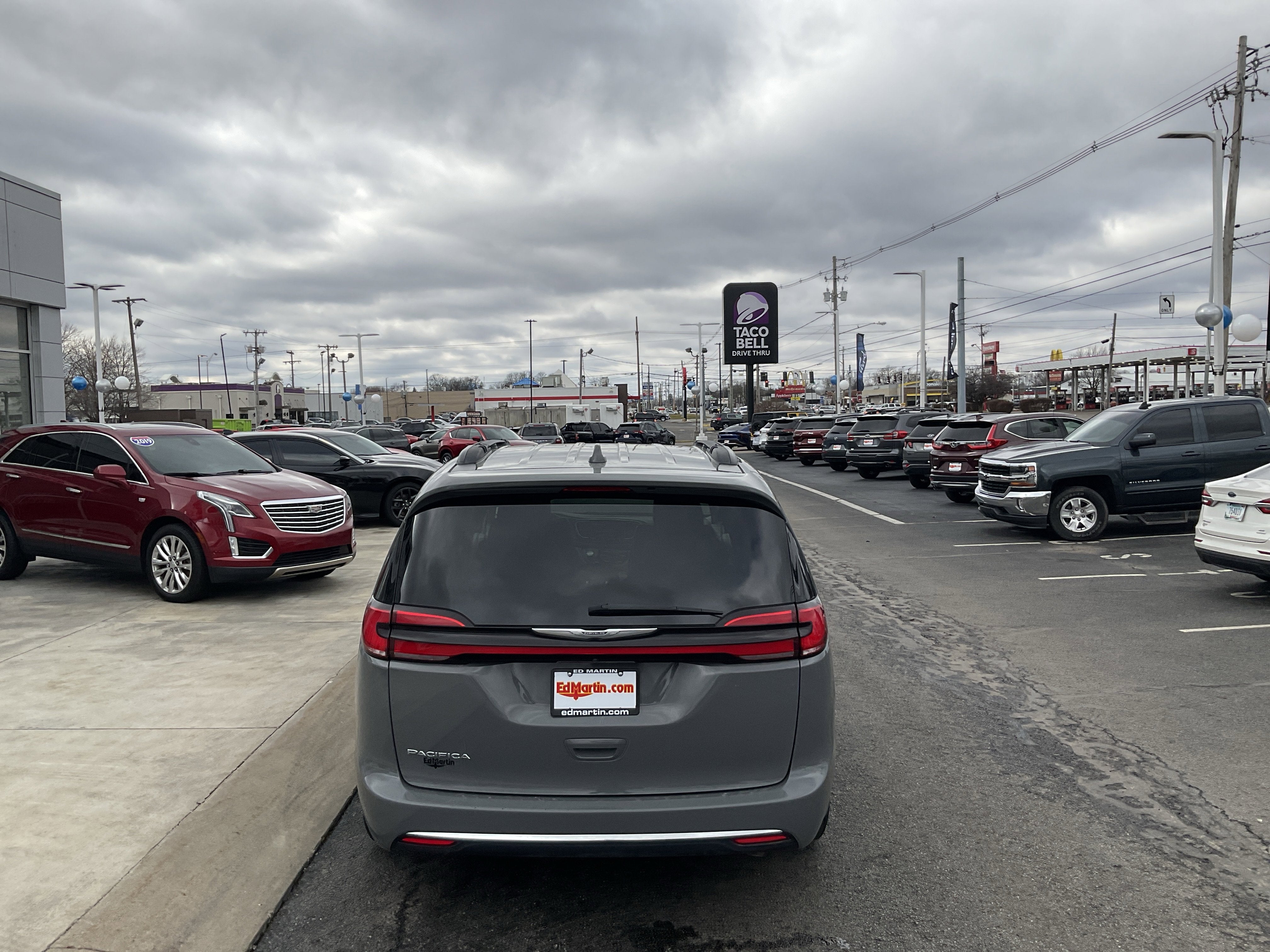 2022 Chrysler Pacifica Touring L
