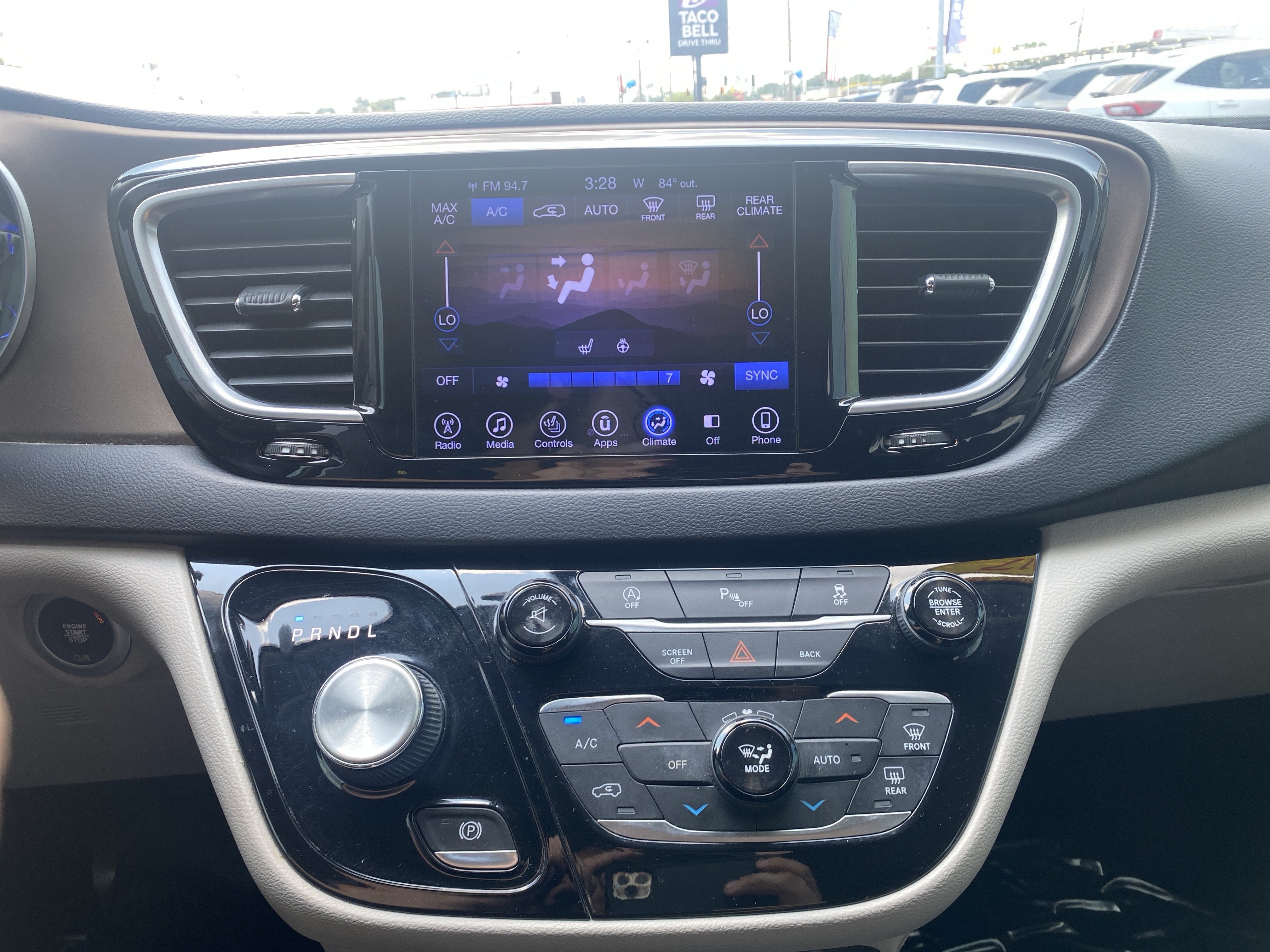 2017 Chrysler Pacifica Touring-L Plus