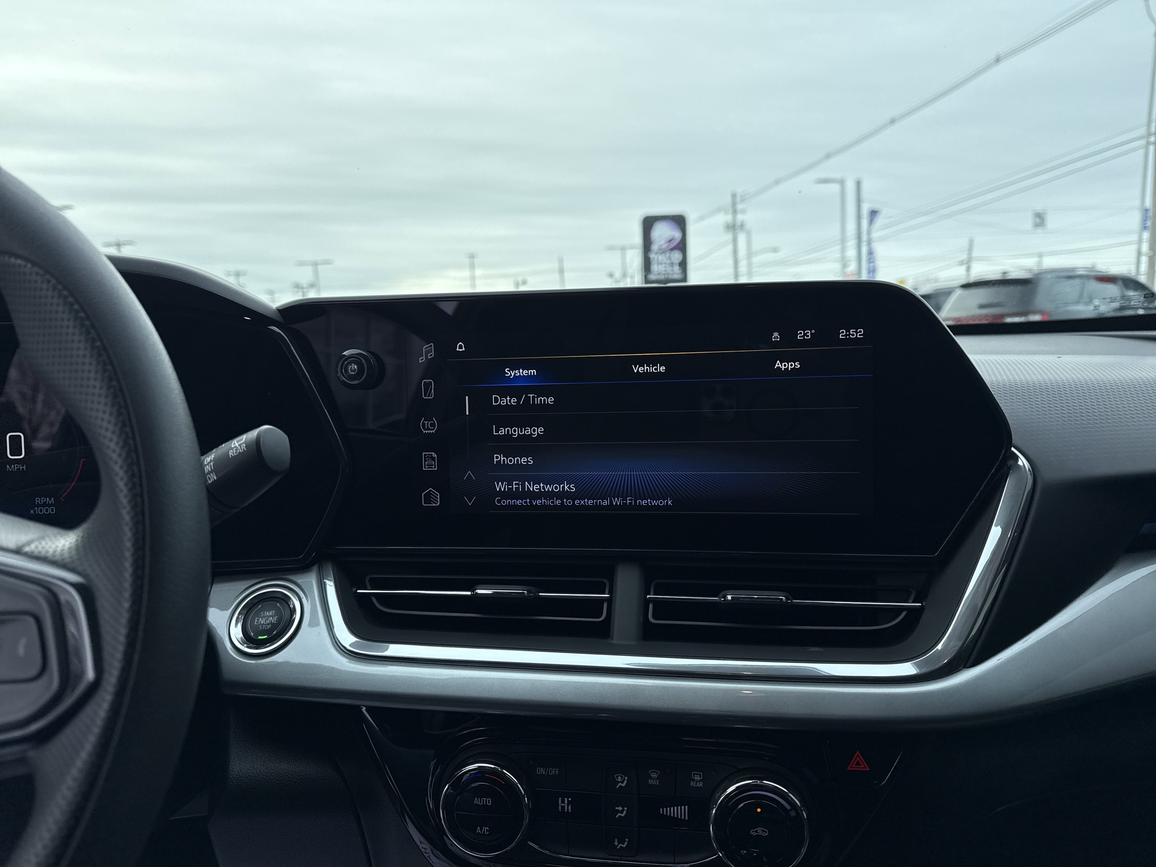 2024 Chevrolet Trax LT