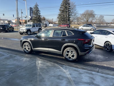 2025 Chevrolet Trax LT