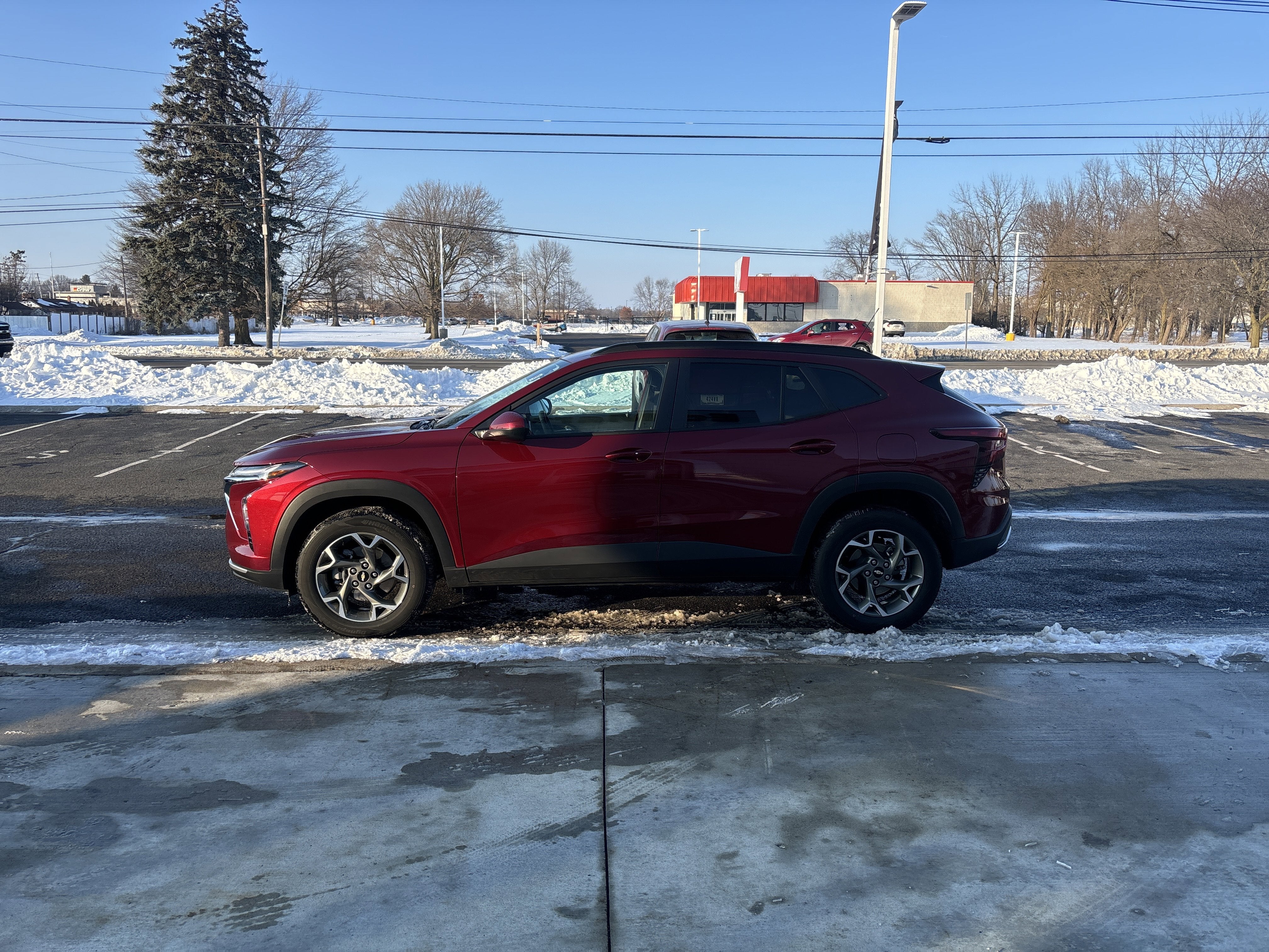2025 Chevrolet Trax LT