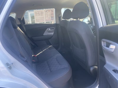 2017 Kia Niro FE