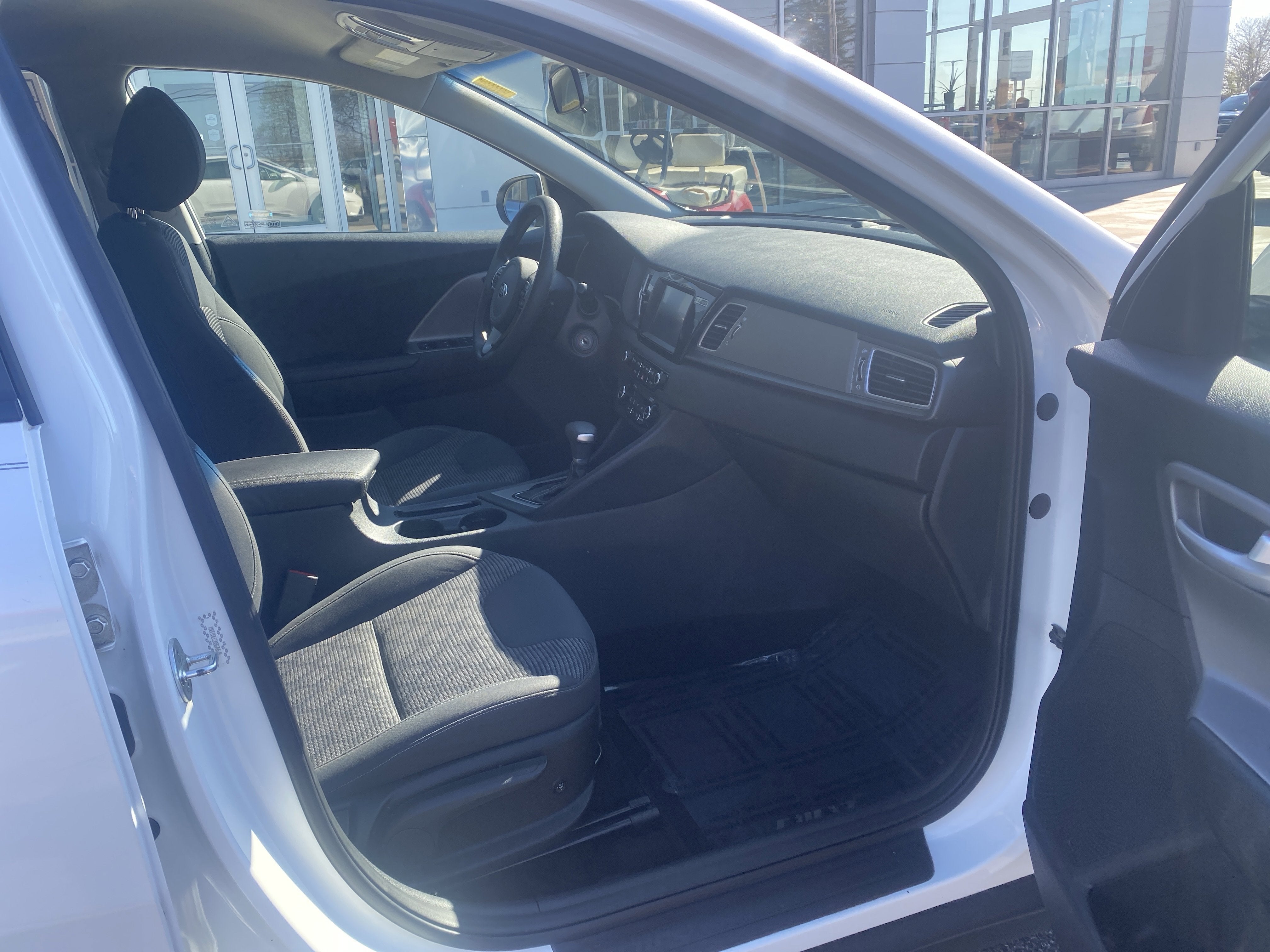2017 Kia Niro FE