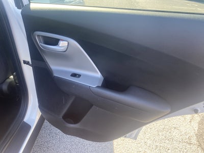 2017 Kia Niro FE