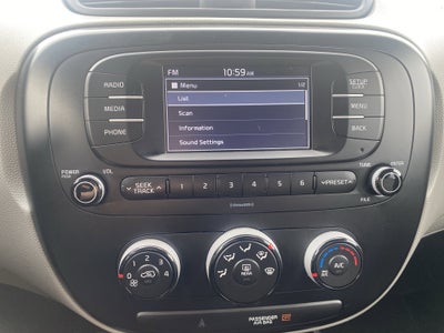2017 Kia Soul Base