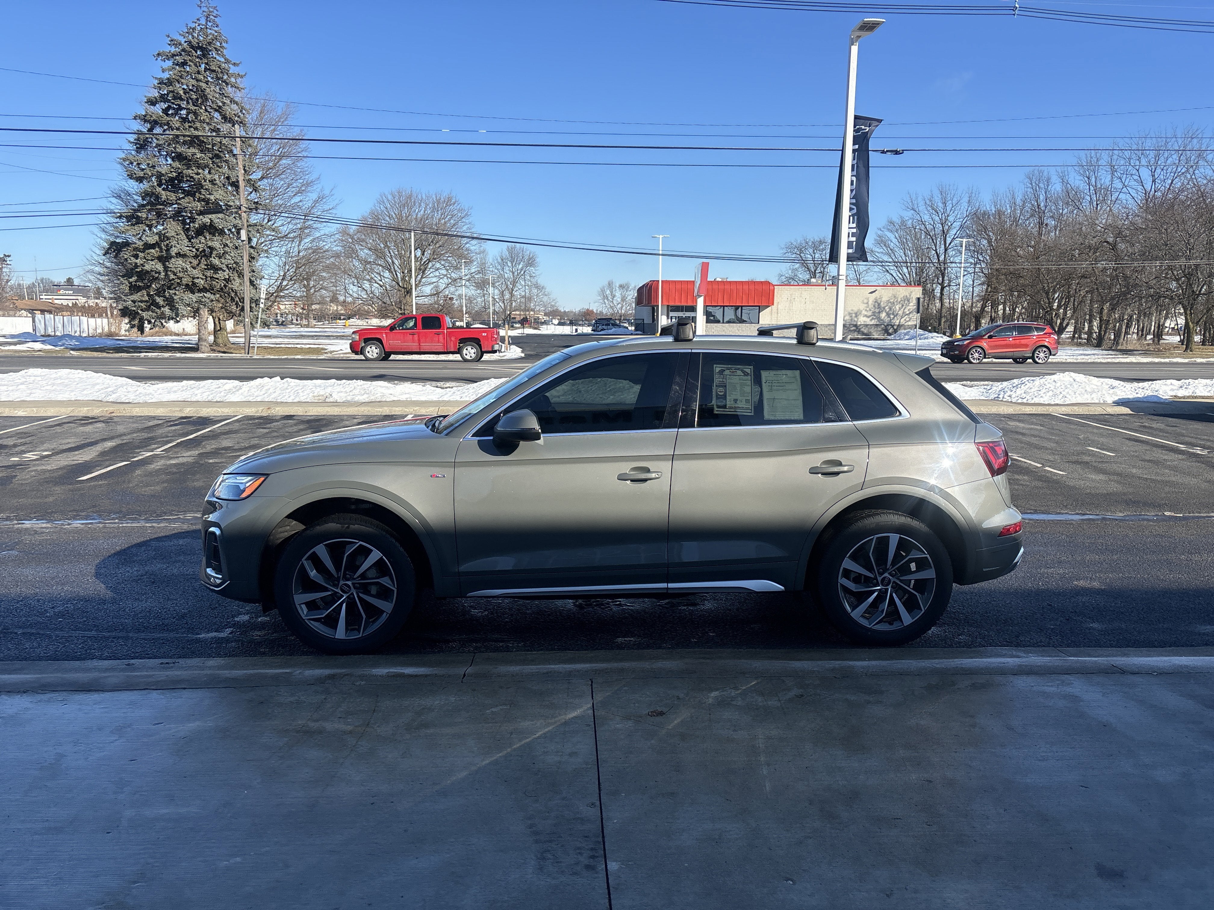 2024 Audi Q5 S line Premium Plus